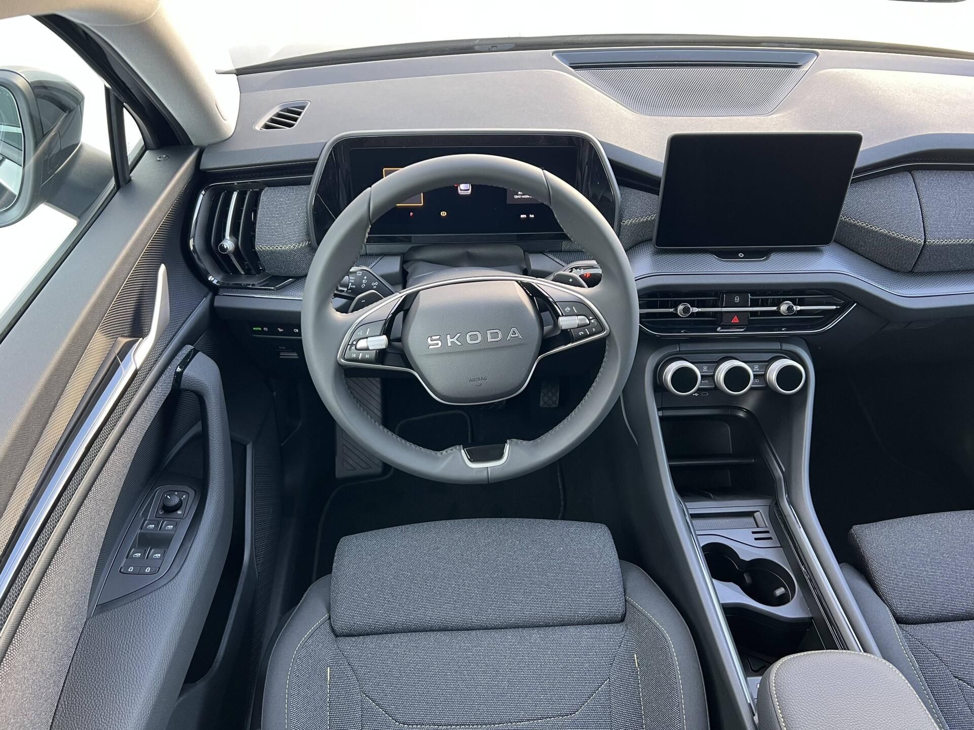 Škoda Kodiaq, Selection 7 DSG 2,0TDI - fotka 4