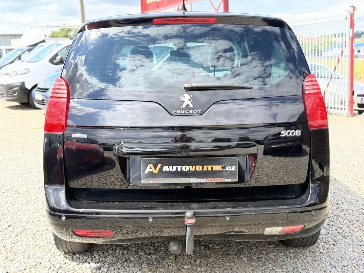 Peugeot 5008, 1,6 HDI 7MÍST NAVI TAŽNÉ - fotka 6
