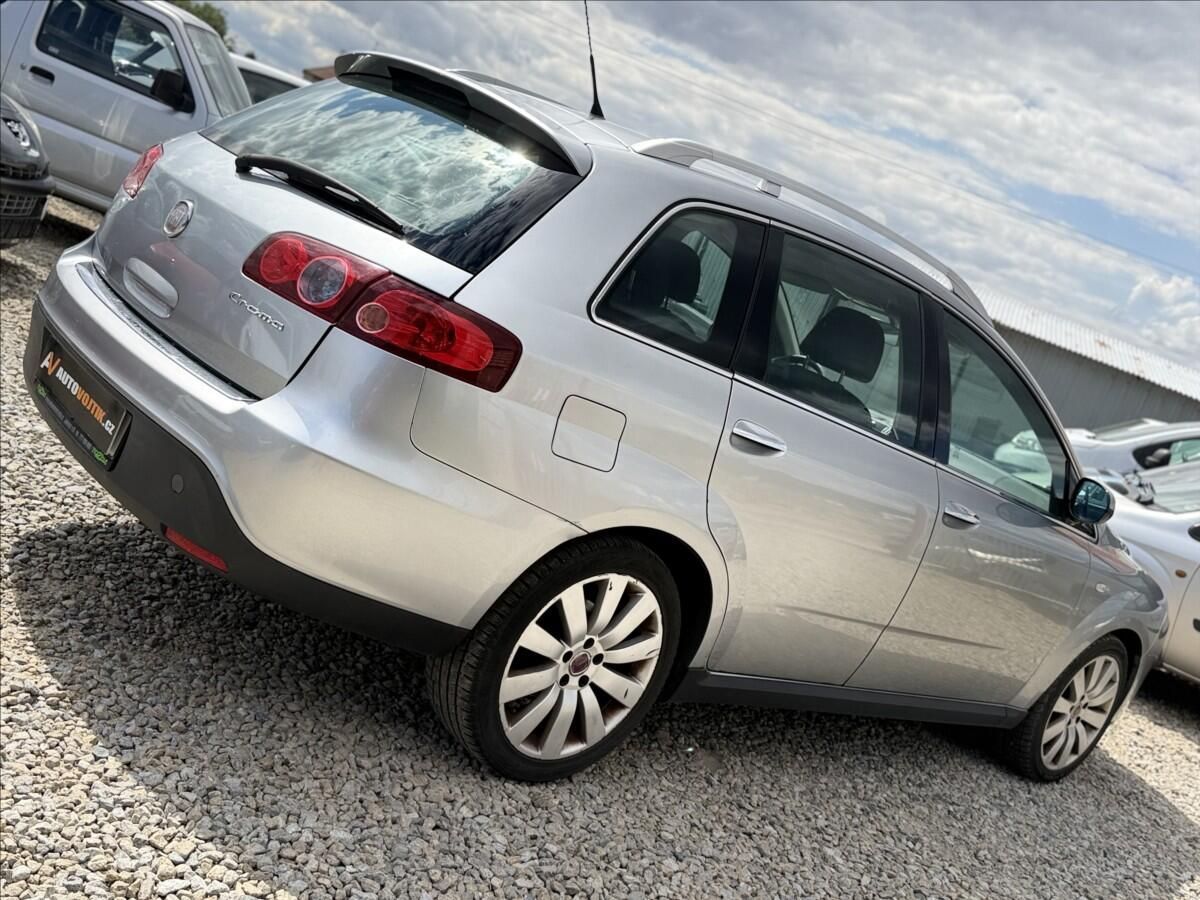 Fiat Croma, 1,9 JTD AUTOMAT - fotka 5