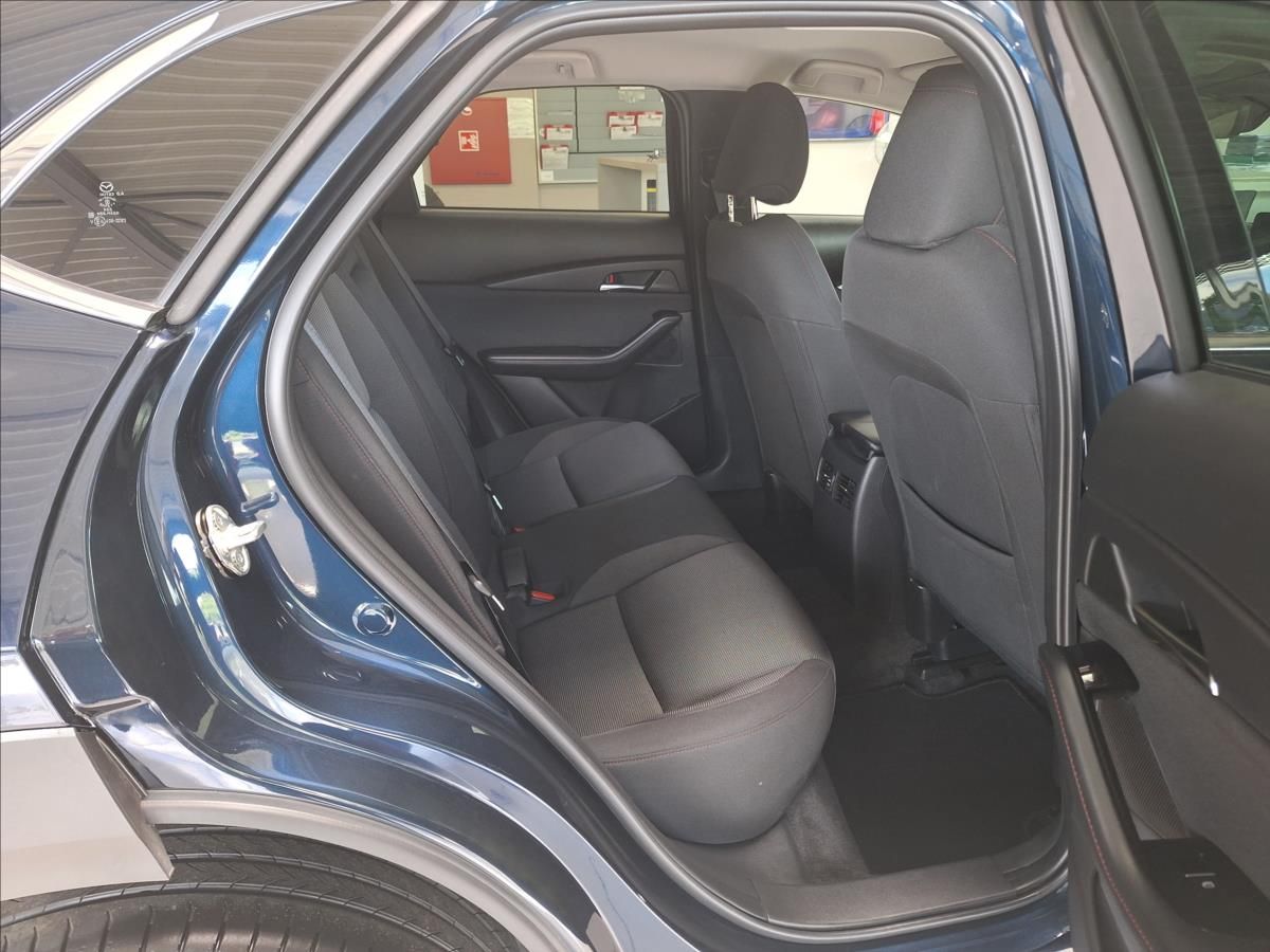 Mazda CX-30, 2.5 G 140k 6AT FWD HOMURA - fotka 5