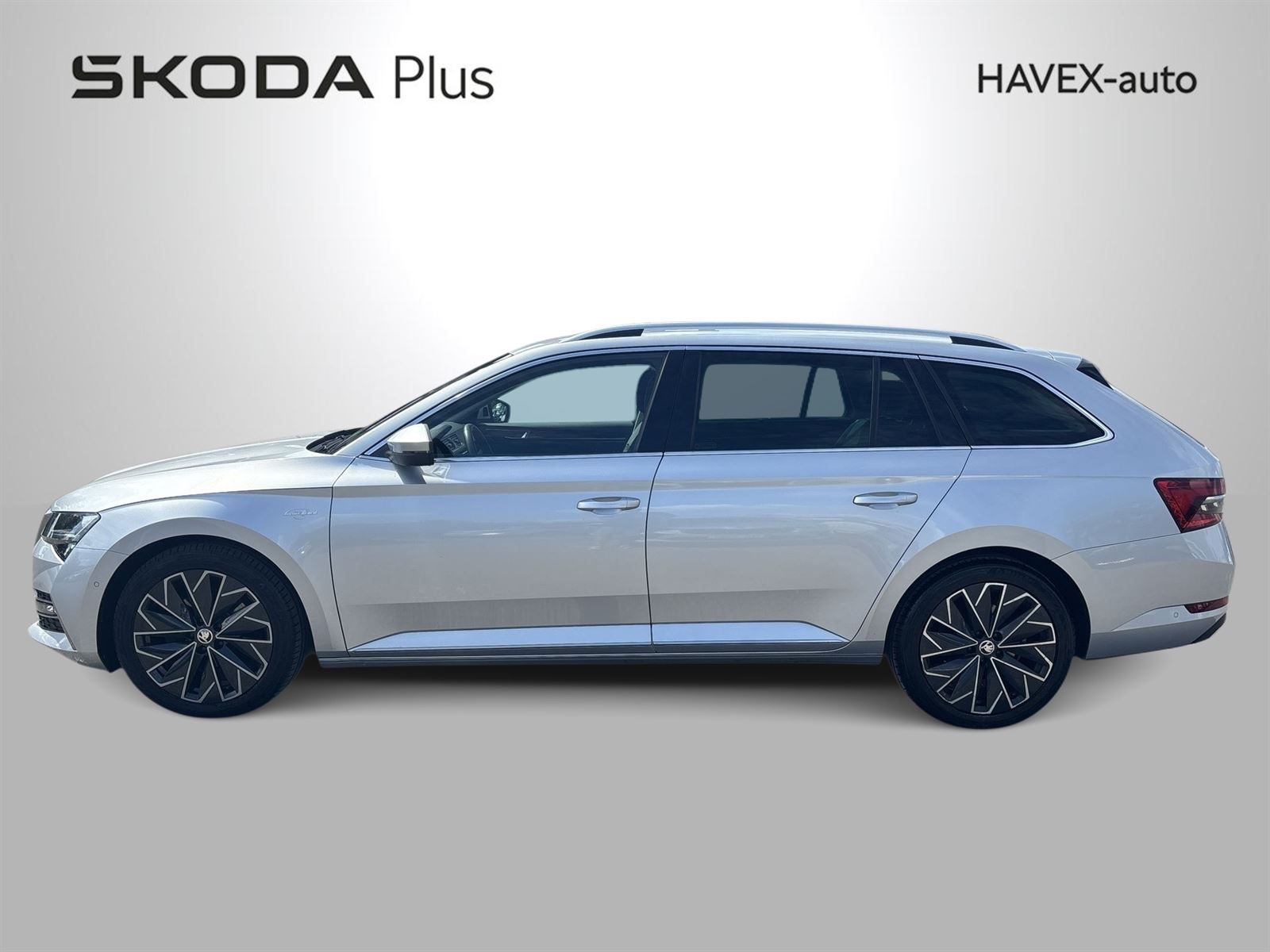 Škoda Superb, Combi 2.0 TDI 4x4 DSG L&K - fotka 3