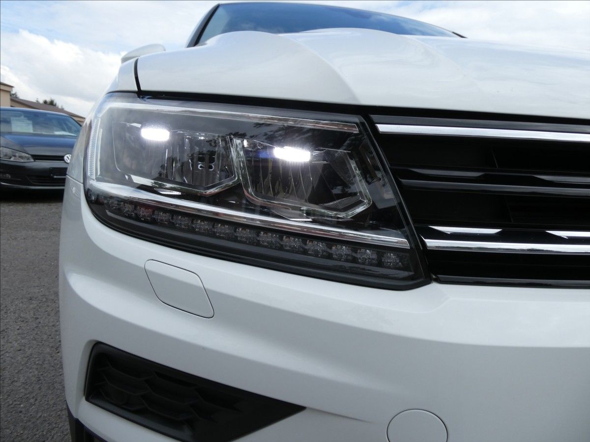 Volkswagen Tiguan, 2,0 TSi 140kW DSG 4Motion,weba - fotka 5