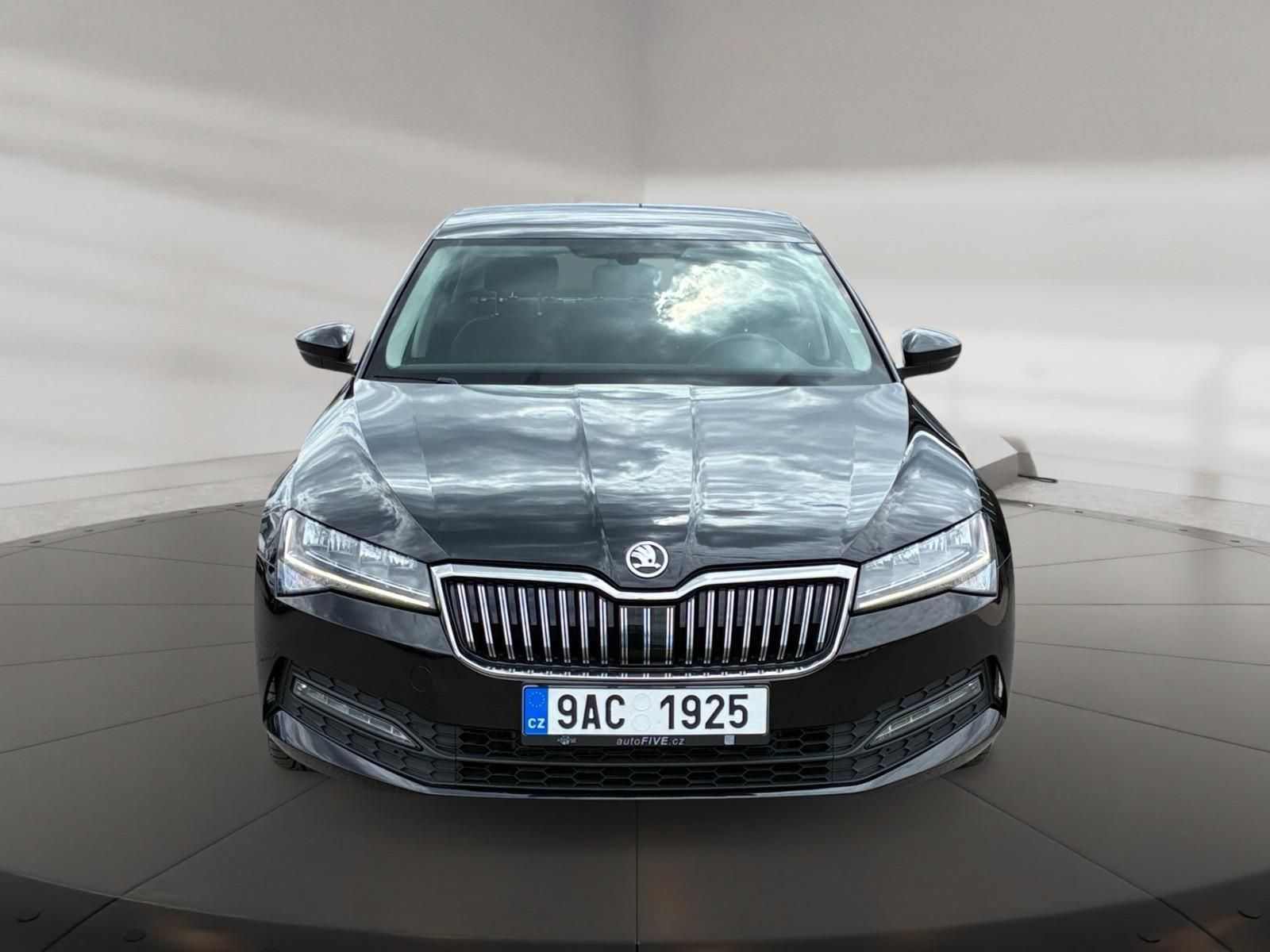 Škoda Superb, AMBITION 2.0TDI 110kW CZ DPH - fotka 2