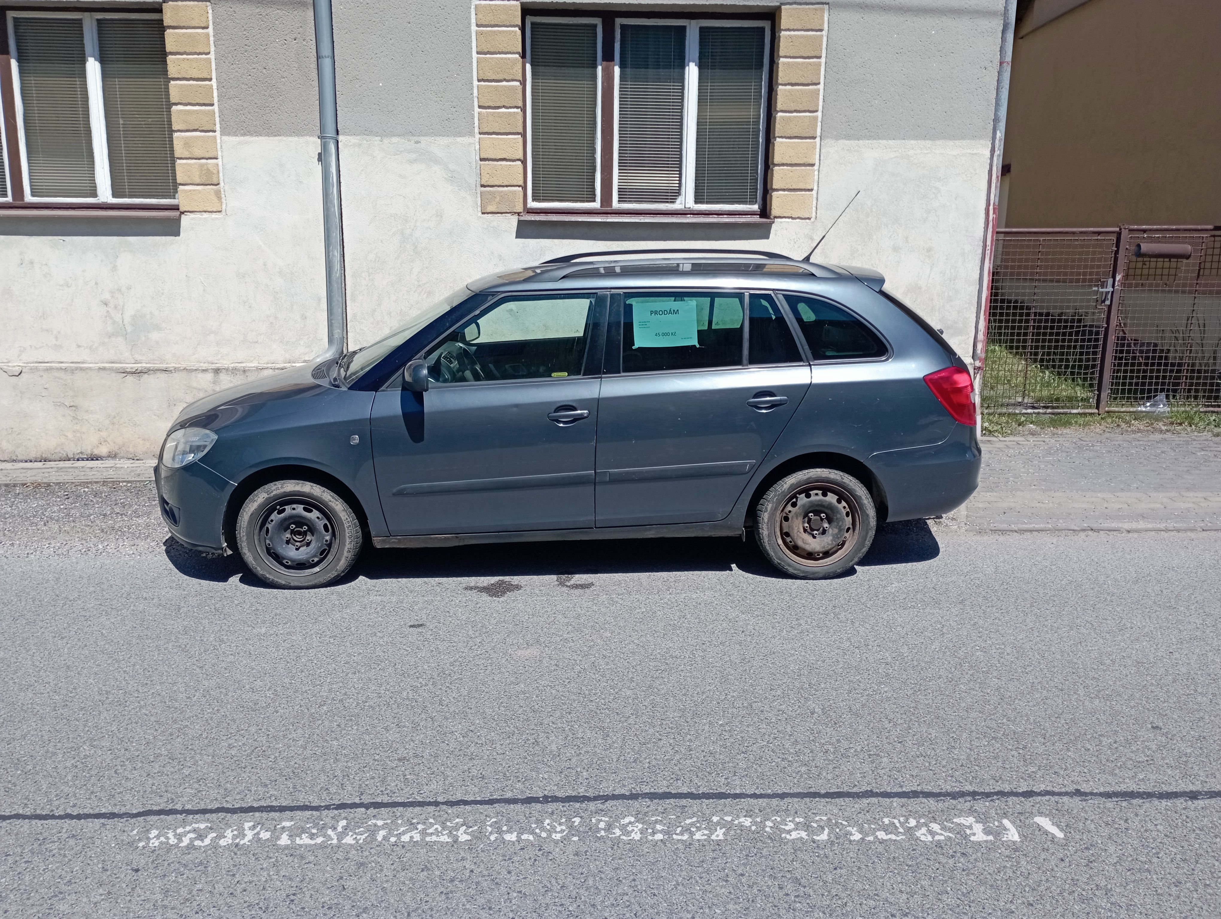 Škoda Fabia, Kombi - 1.2 - 51kW - fotka 3