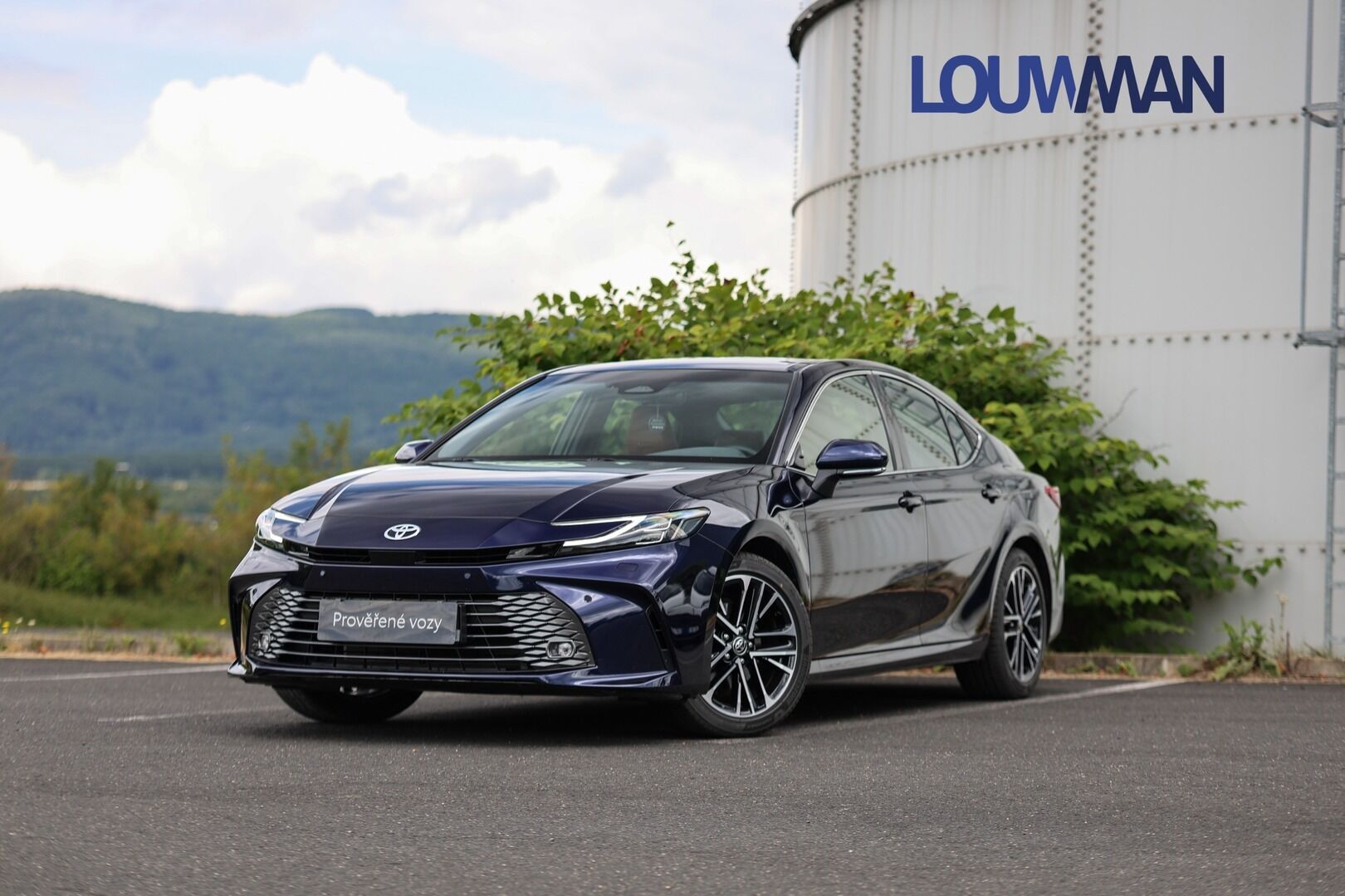 Toyota Camry, 2.5  HEV CVT Prestige