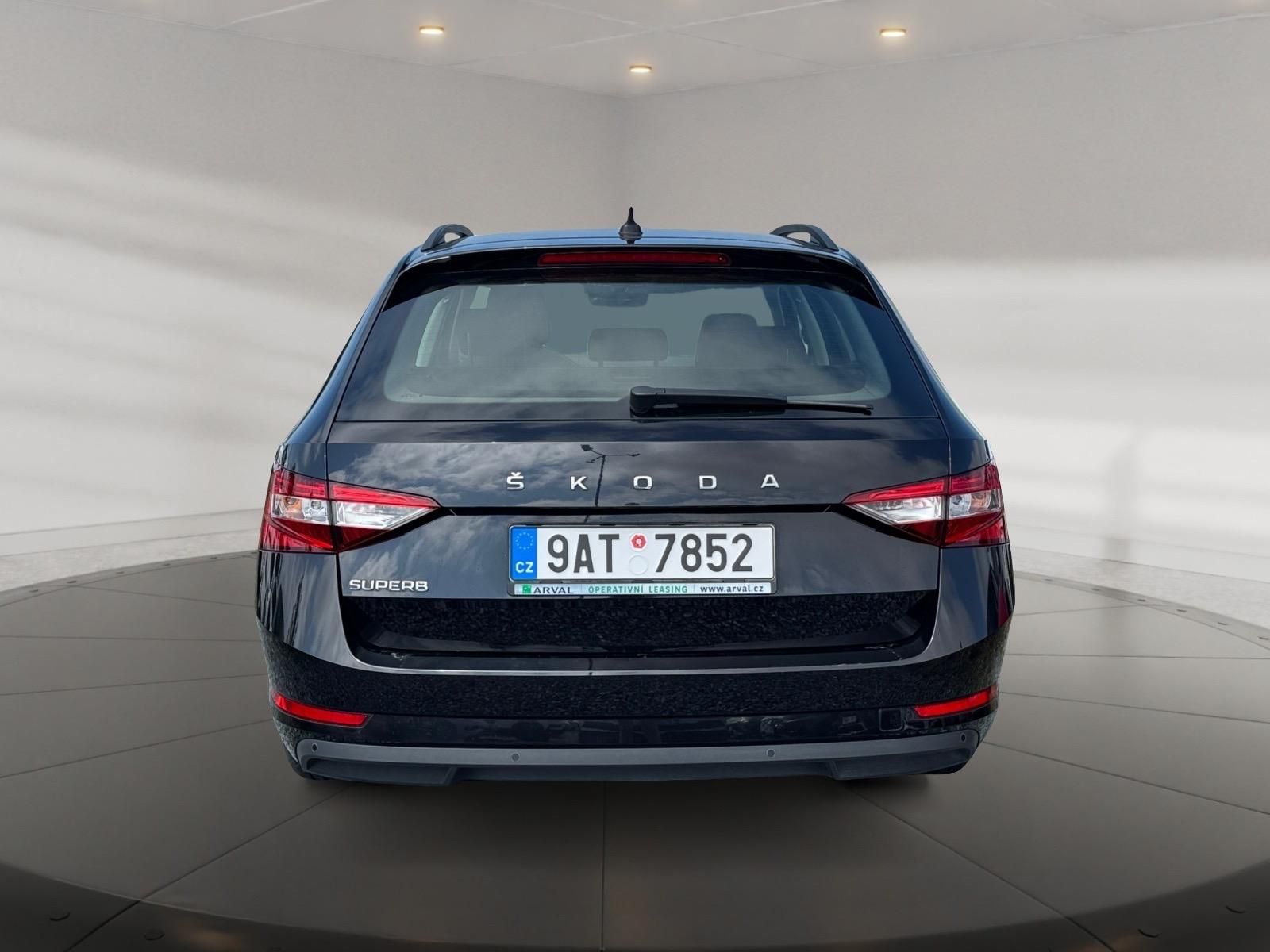 Škoda Superb, AMBITION 2.0TDI 110kW DSG CZ - fotka 5