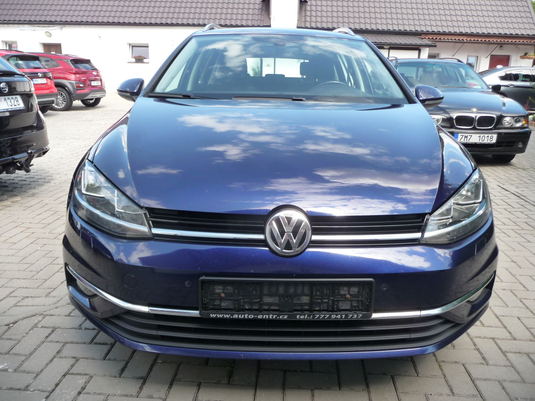 Volkswagen Golf, 2.0 TDi 110kw highline čr - fotka 2