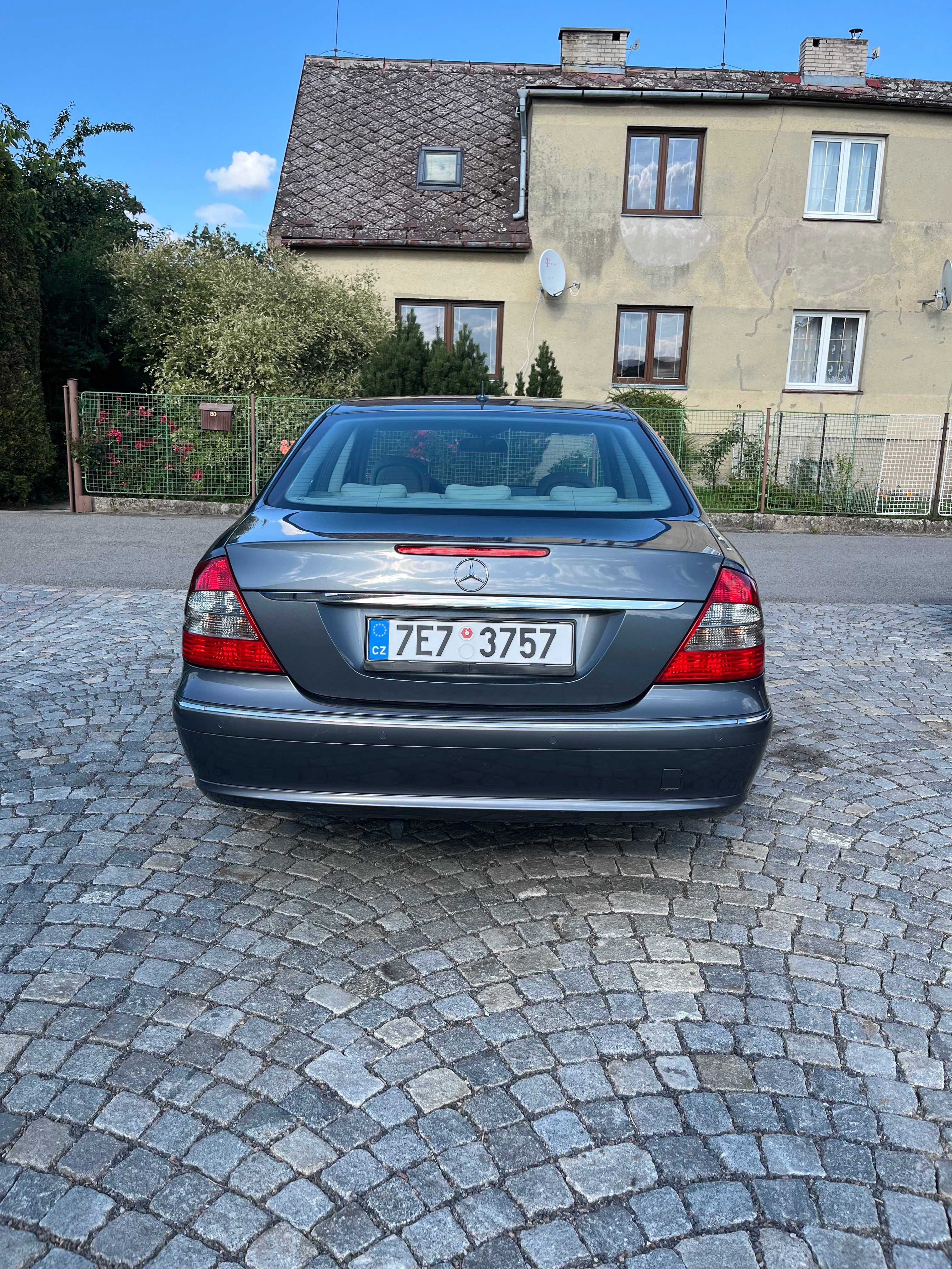 Mercedes-Benz Třídy E, E280CDI - fotka 6