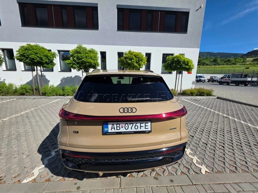 Audi Q5, Audi Q5 SUV e-hybrid quattro - fotka 2