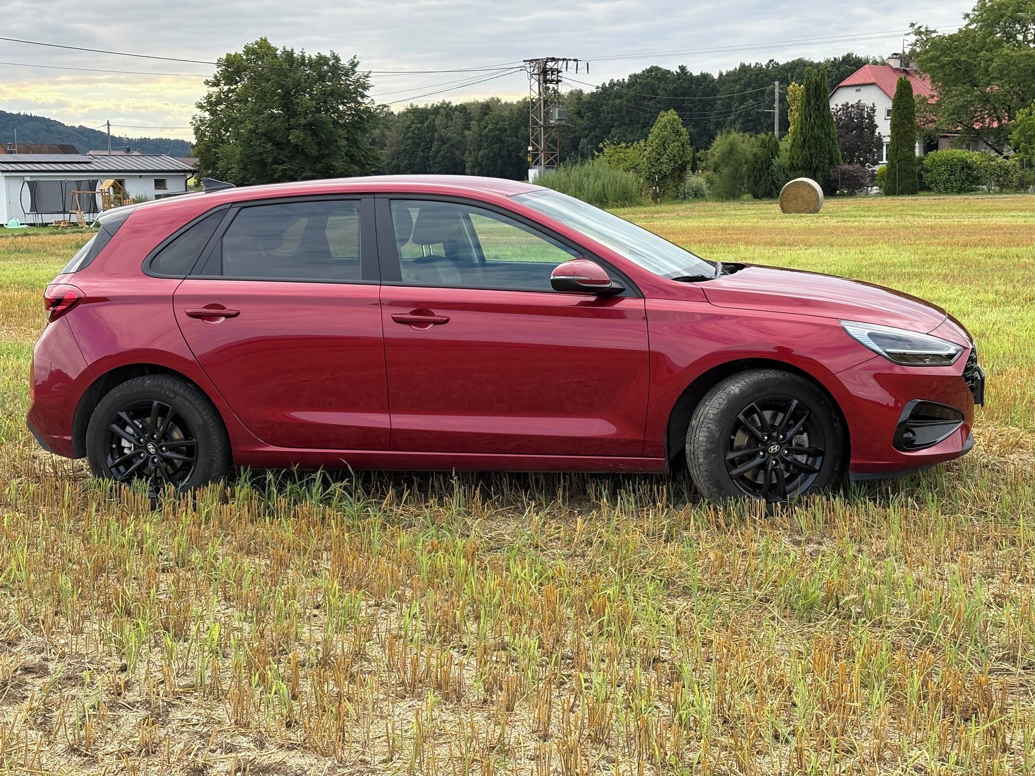 Hyundai i30, Hyundai i30 v záruce s tažným - fotka 6