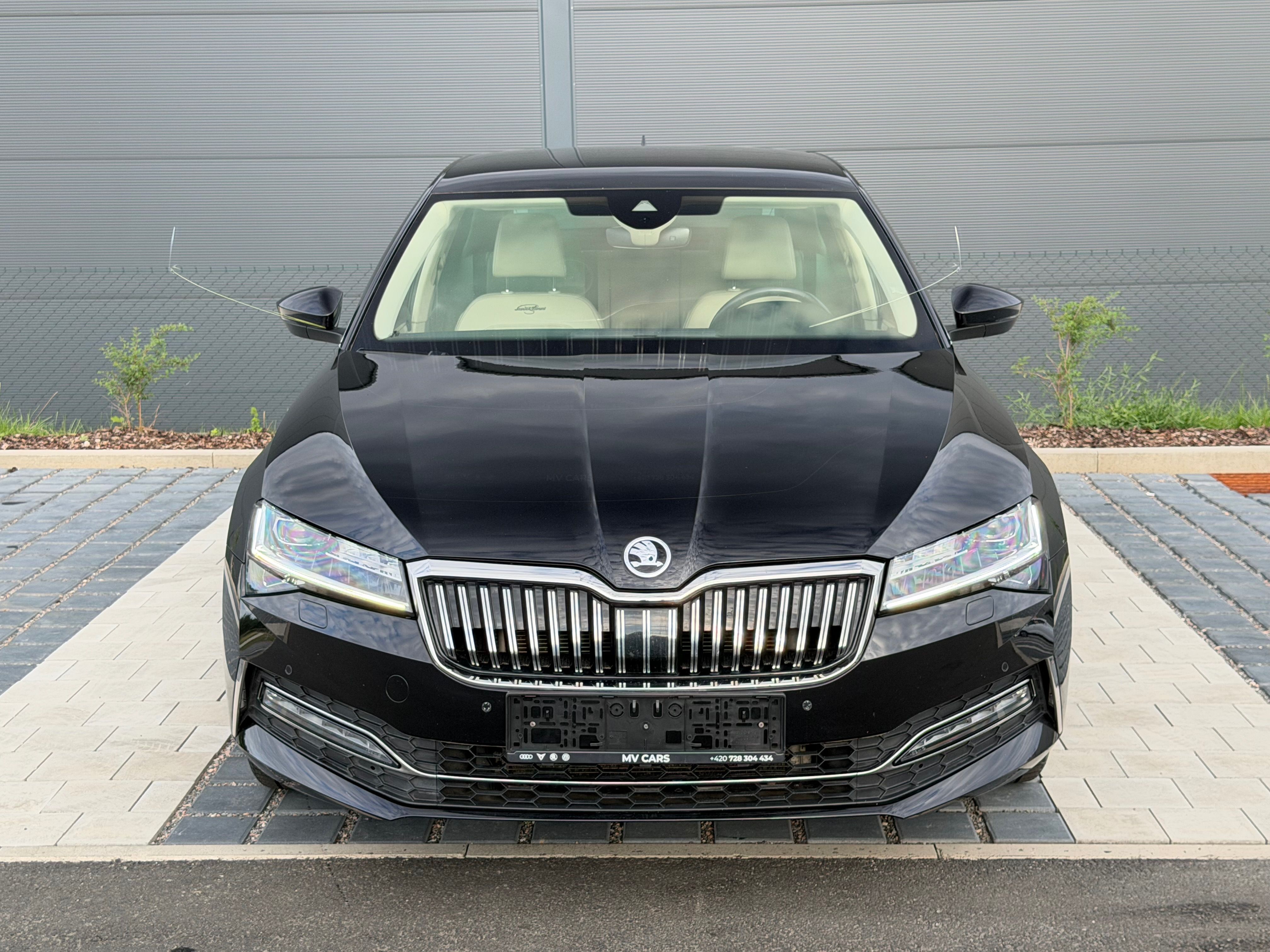 Škoda Superb, 2.0TDI 140kW DSG • L&K • DPH - fotka 5