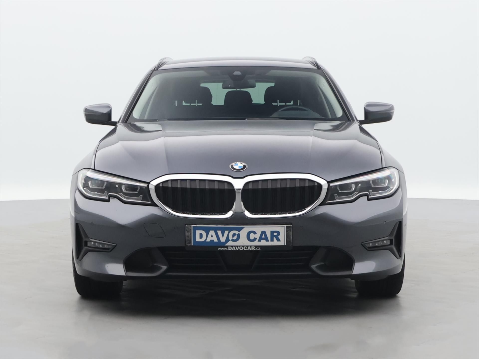BMW Řada 3, 2,0 320d 140kW xDrive 1.Maj. - fotka 2