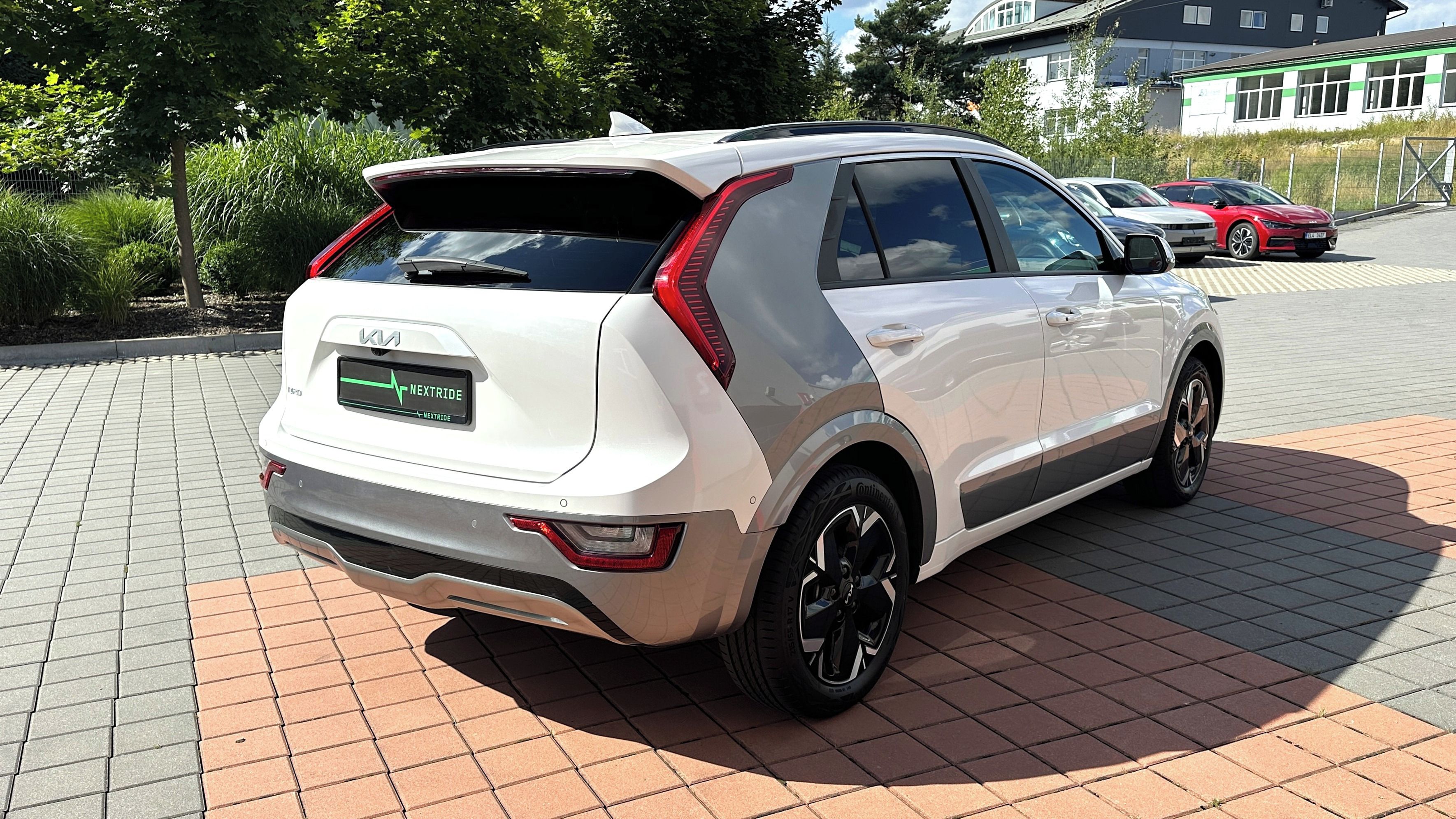 Kia Niro, 12tis km, TOP výbava - fotka 4