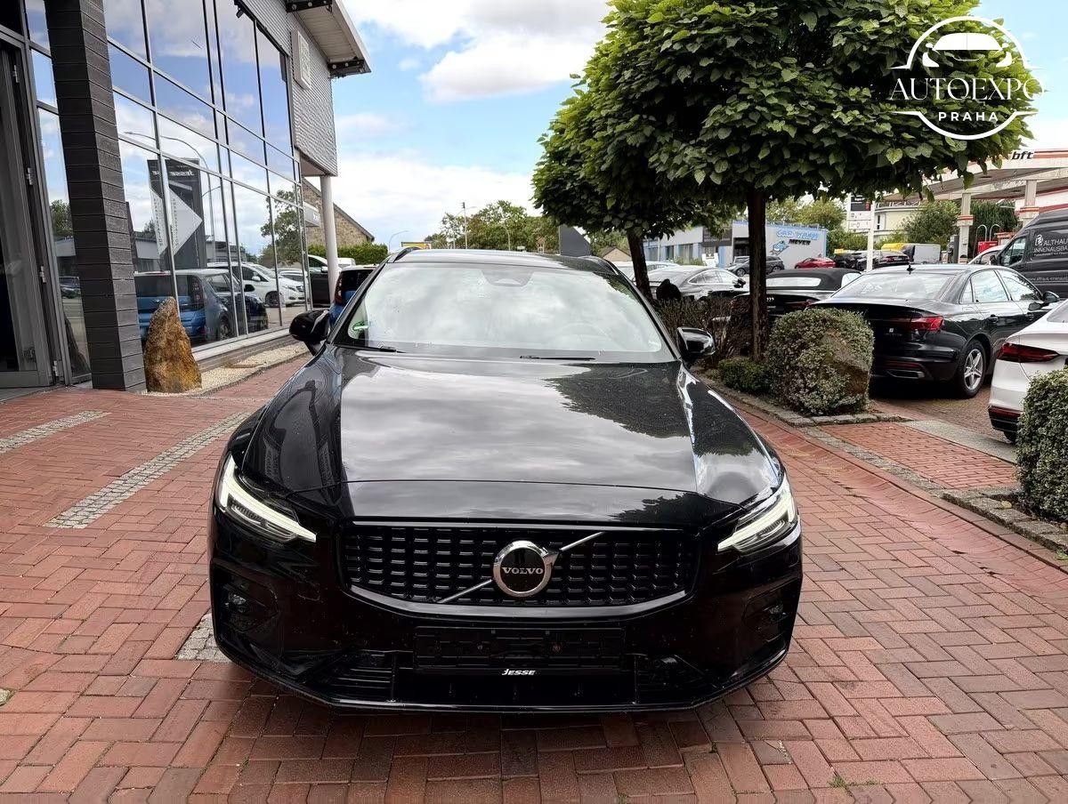 Volvo V60, B4 Plus Dark*LED*Harman/Kardon - fotka 2