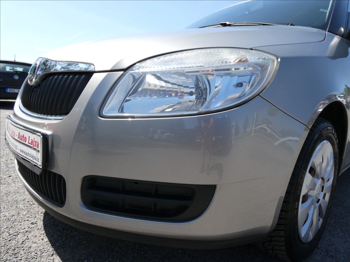 Škoda Roomster, 1,4 i 16V závěs, serviska - fotka 4