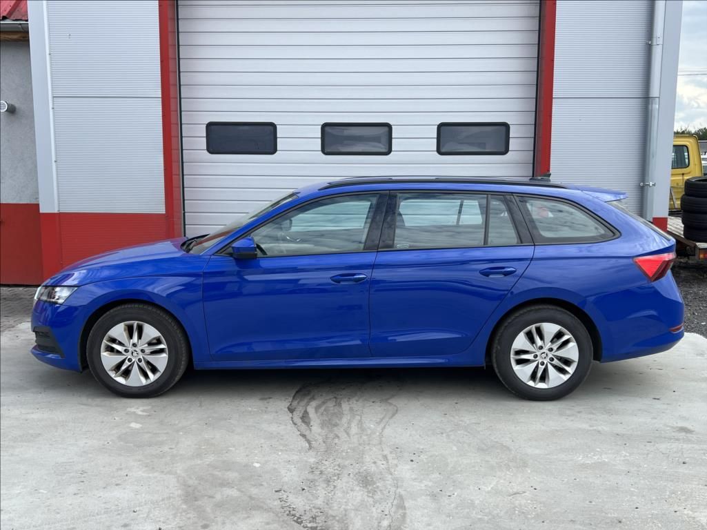 Škoda Octavia, 2,0 TDI 110kW Ambition Combi - fotka 2