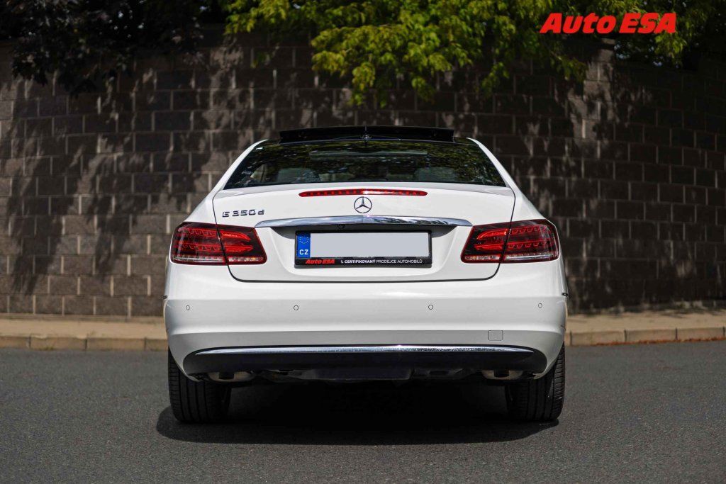 Mercedes-Benz Třídy E, 3.0 BlueTec 350d - fotka 6