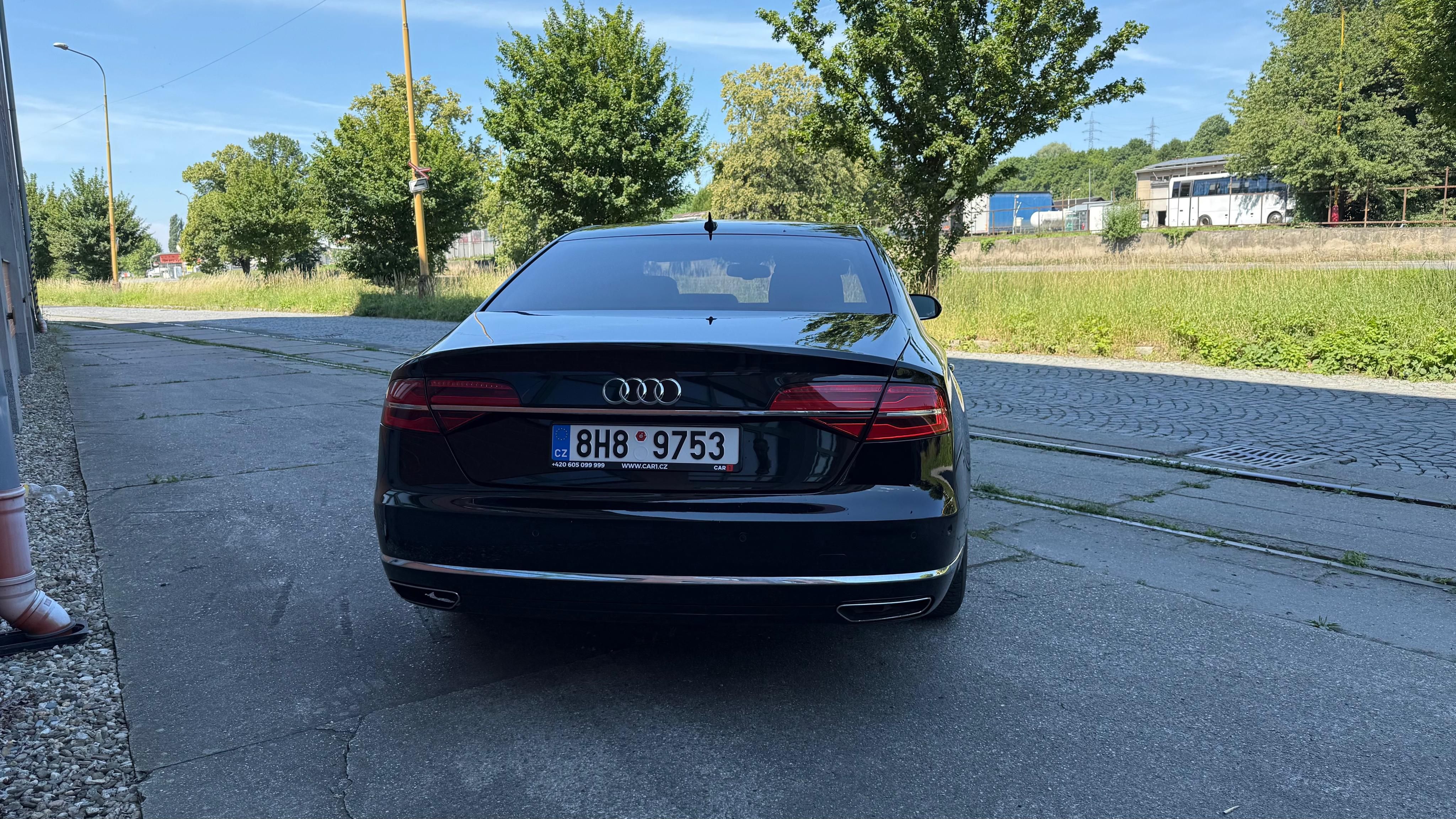 Audi A8, 3.0 TDI Quattro/Audi exclusive - fotka 6