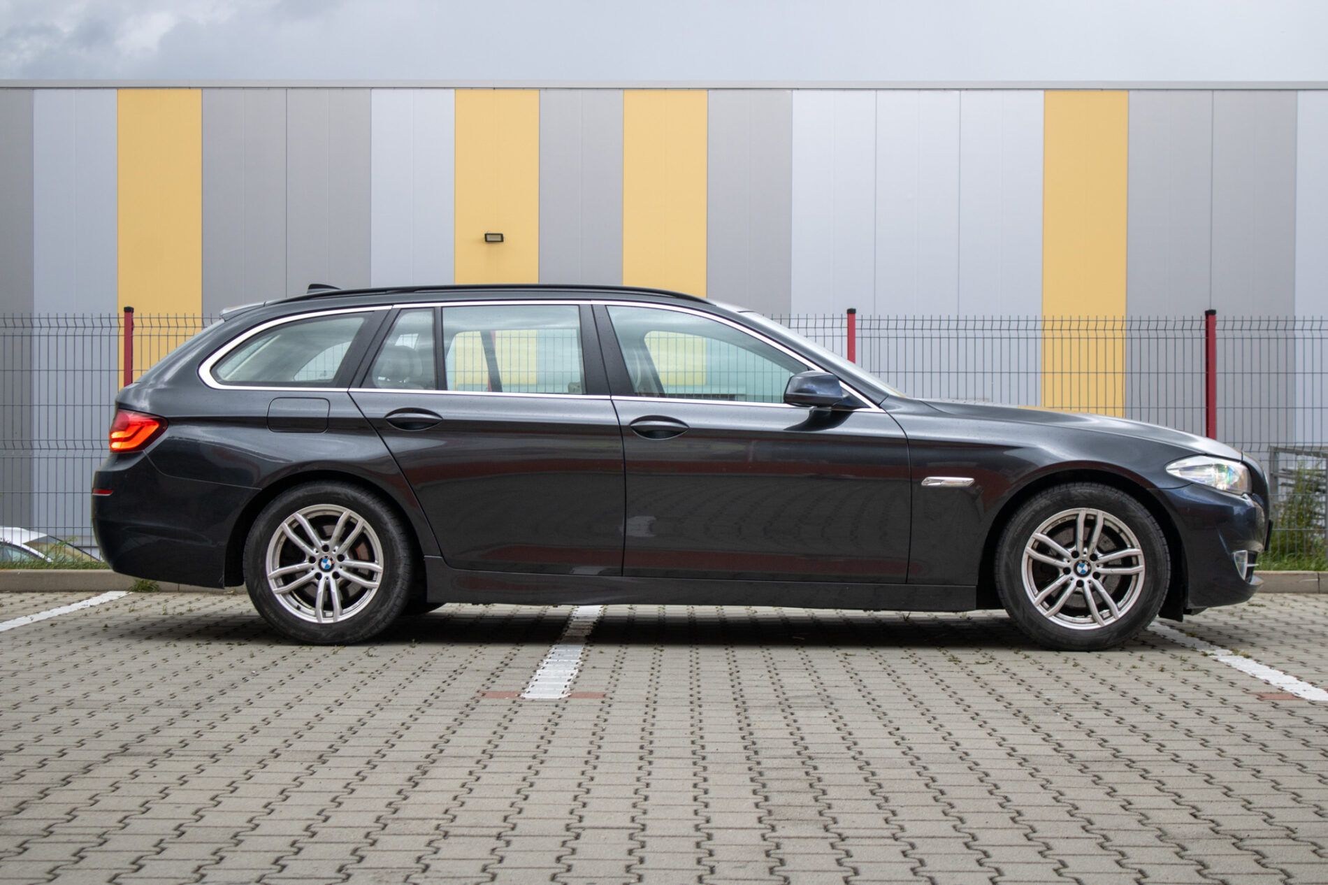 BMW, rad 5 Touring - fotka 4