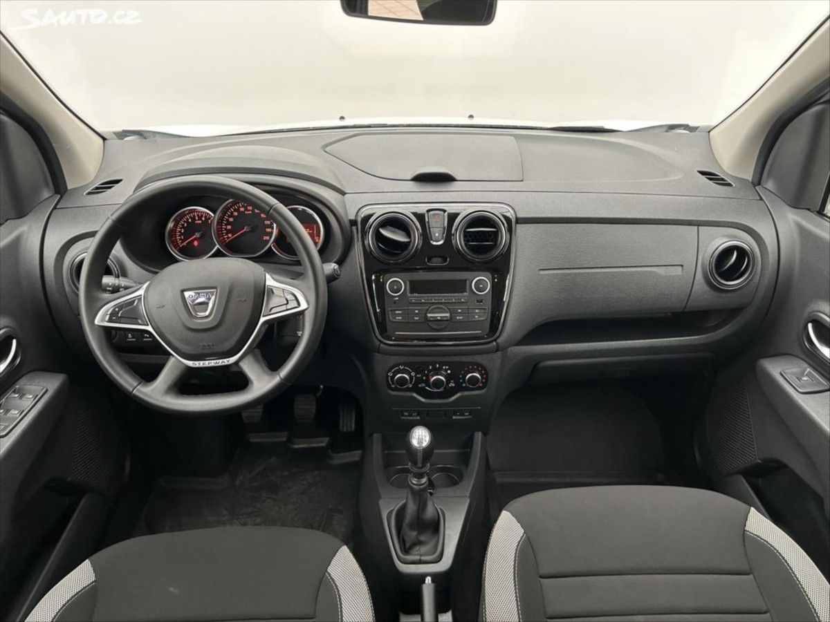 Dacia Lodgy, 1,5 dCi 85kW StepWay 7míst - fotka 4
