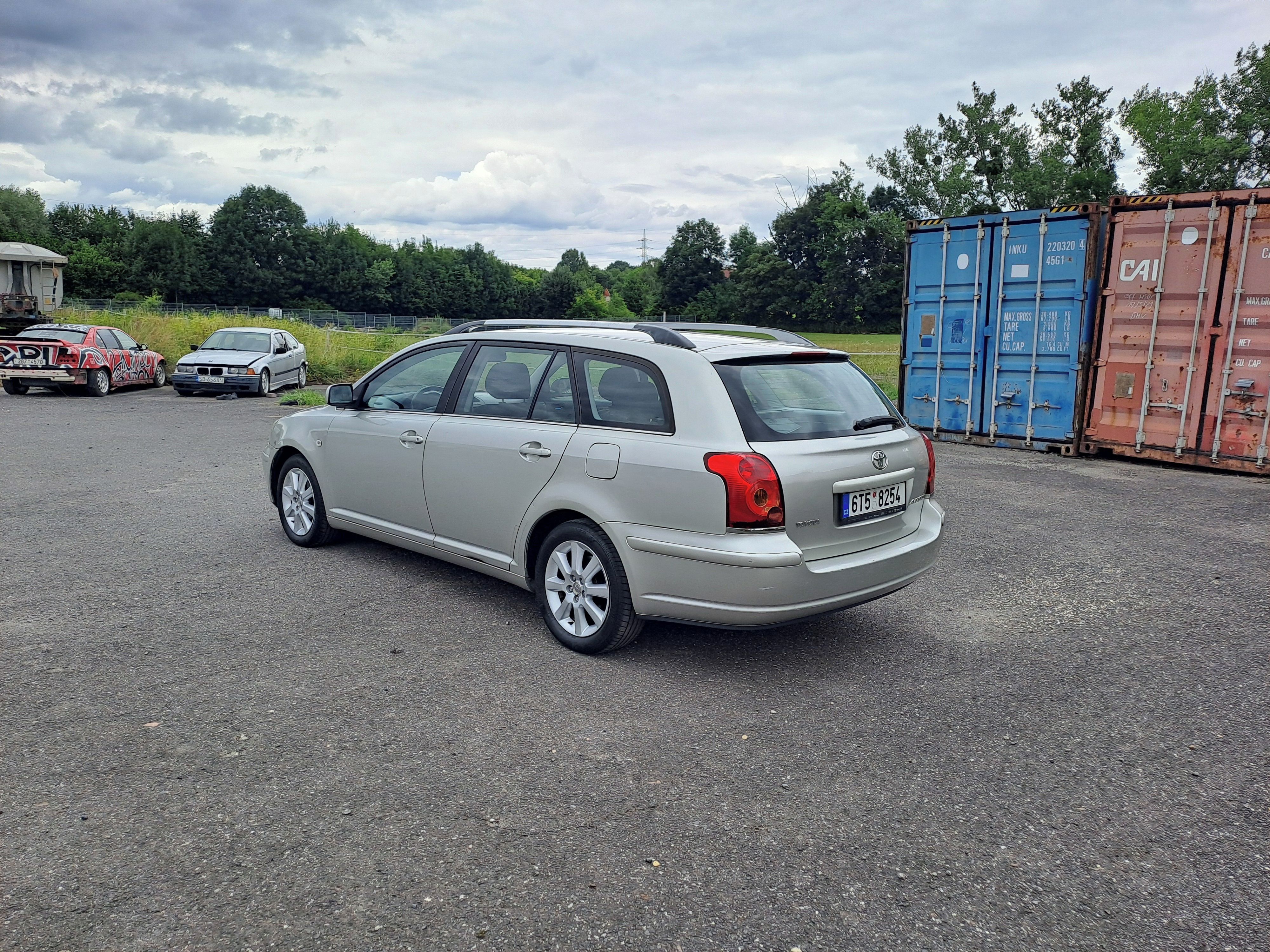 Toyota Avensis, Toyota Avensis Combi T25 1,8 - fotka 4
