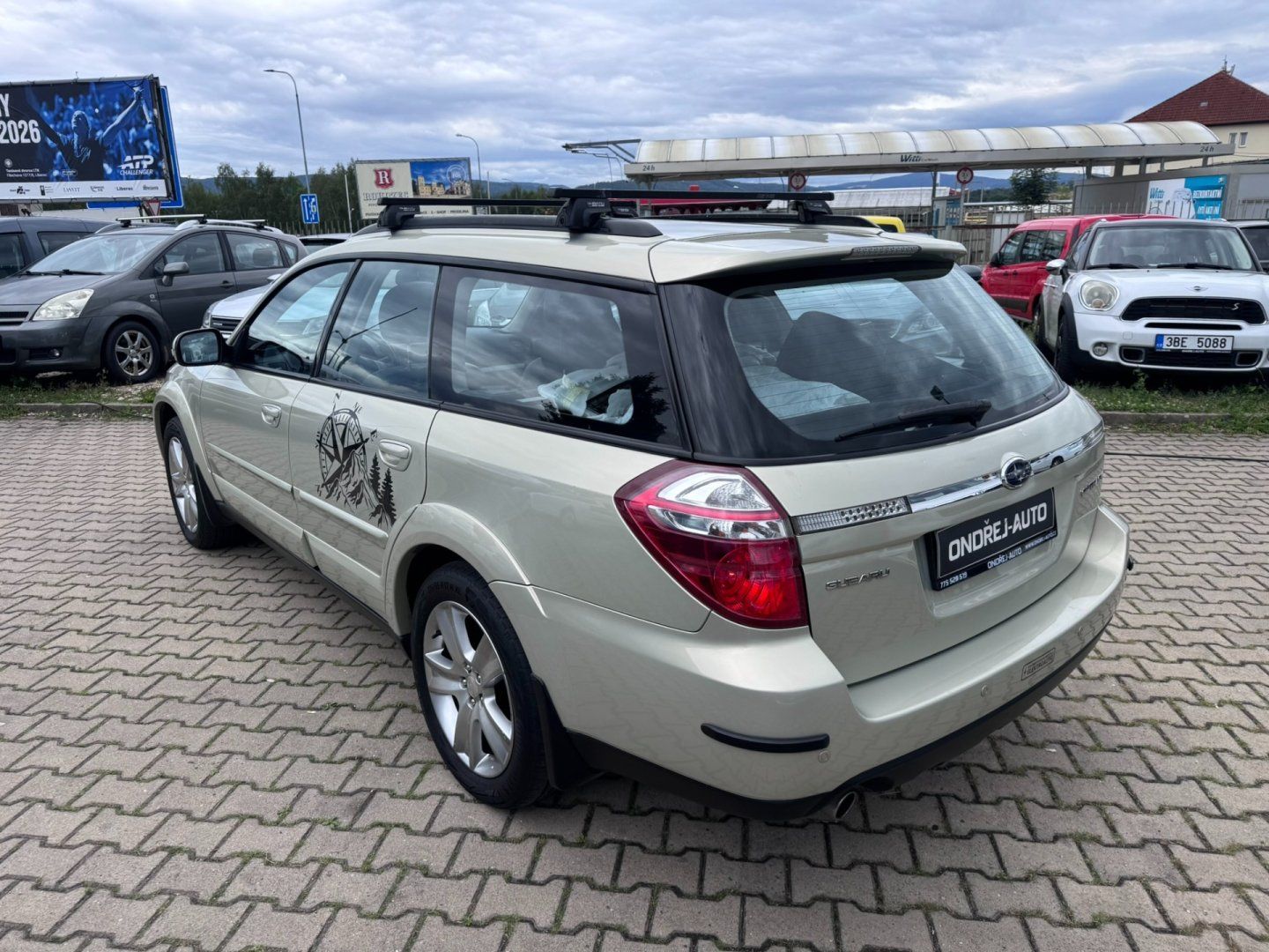 Subaru Outback, 4X4 2,5i 121 KW TAŽNÉ 2. MAJ. - fotka 3