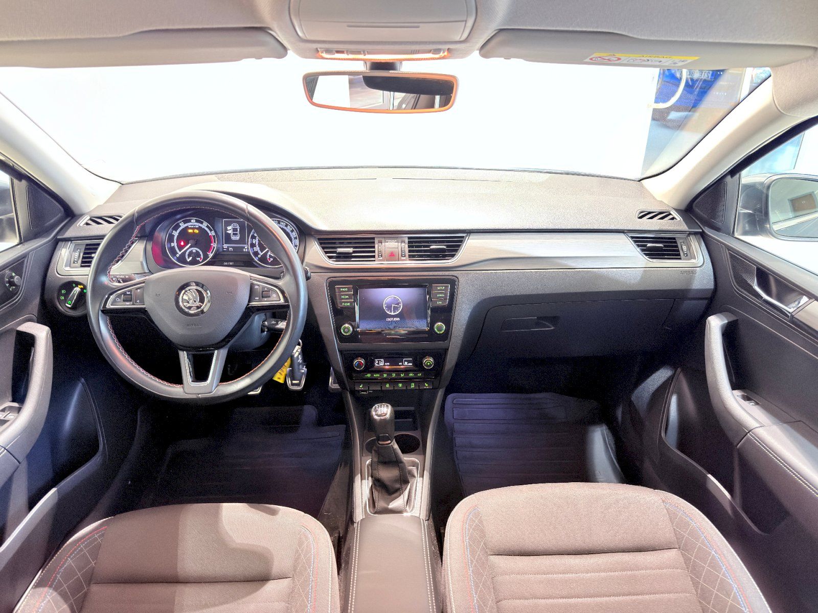 Škoda Rapid, Style PLUS 1.0 TSI / 81kW - fotka 5