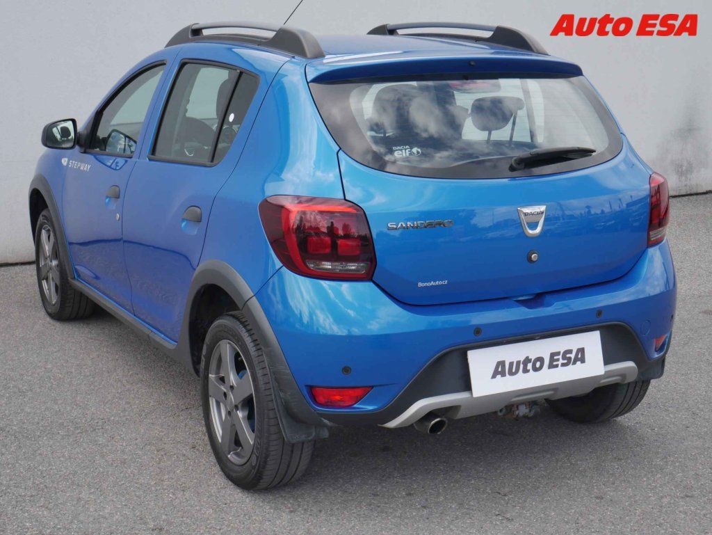 Dacia Sandero, 0.9 TCe,1.maj,ČR,AC - fotka 6
