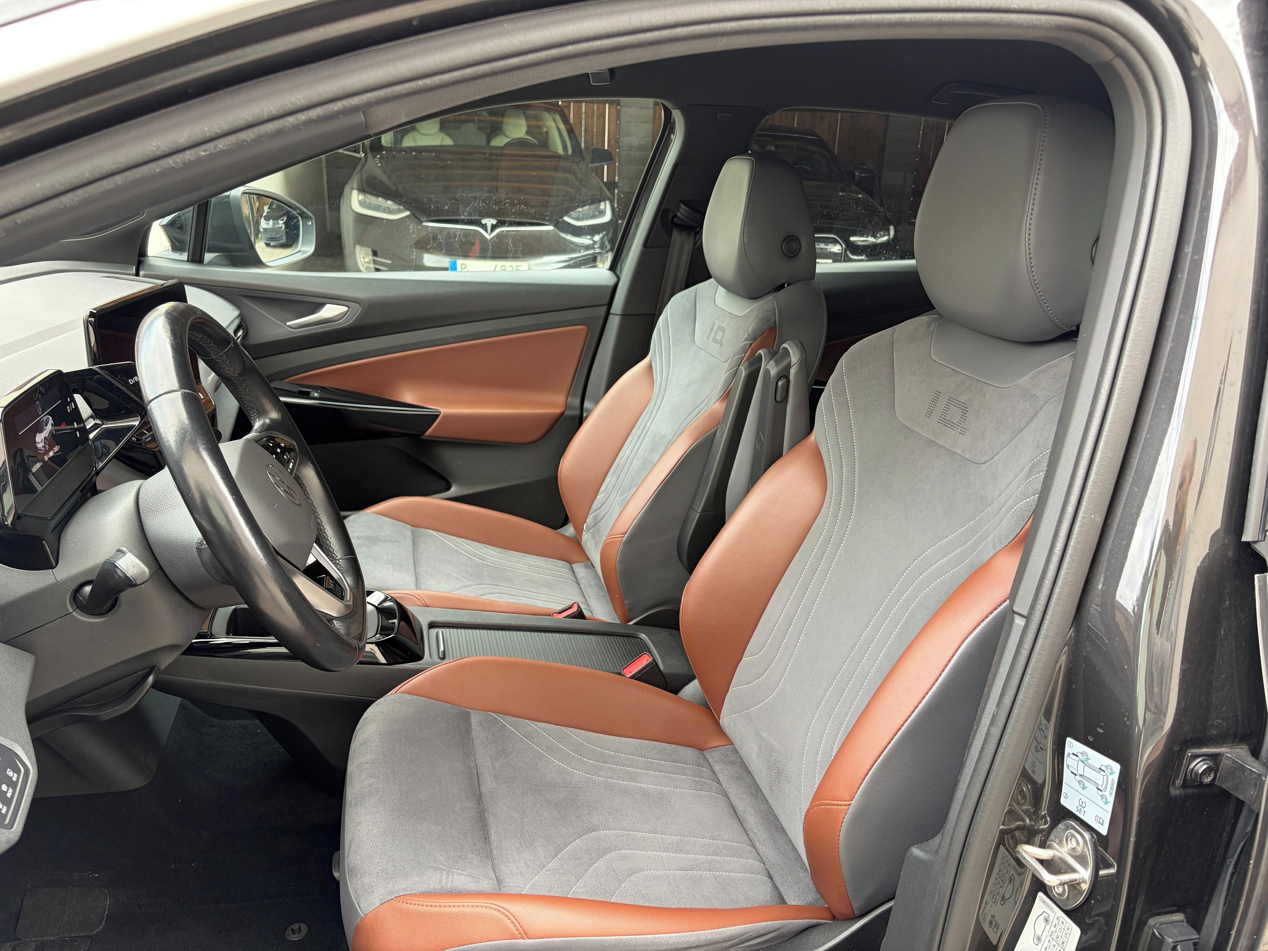 Volkswagen ID.4, 1st. 150kw, 62kwh, SOH 93% - fotka 6