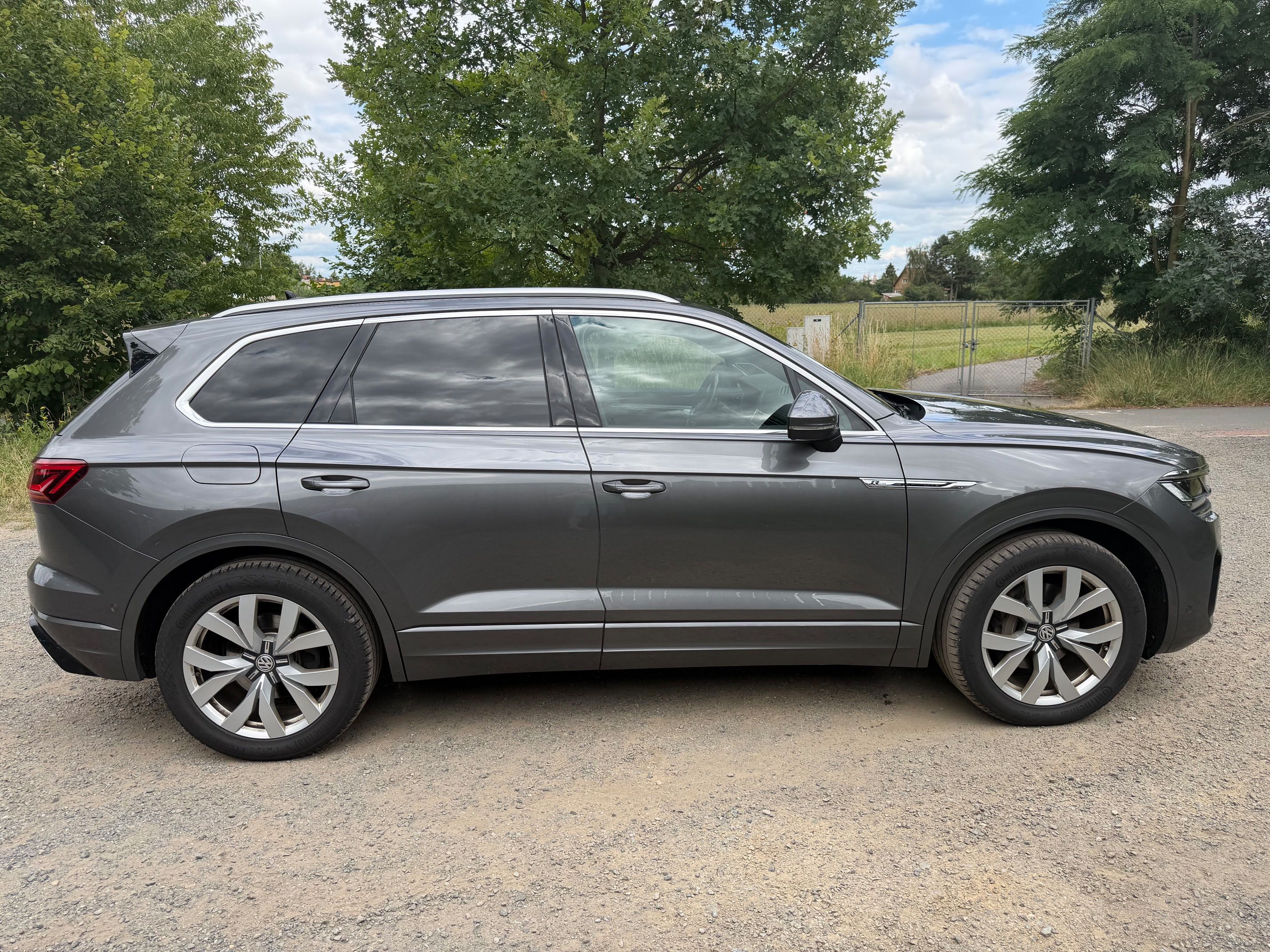 Volkswagen Touareg, 3.0 TDI, V6, 210 KW, R-LINE - fotka 5
