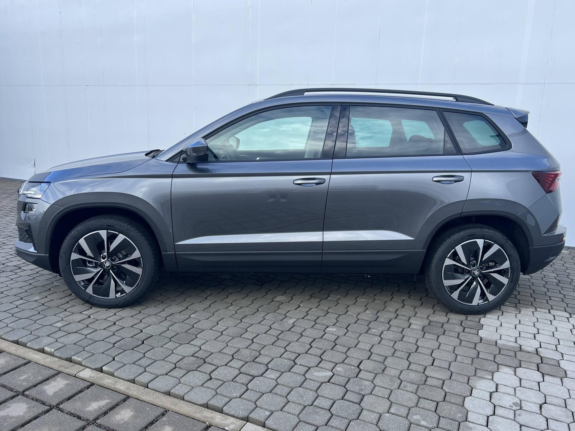 Škoda Karoq, Dynamic7DSG 1,5 TSI - fotka 2