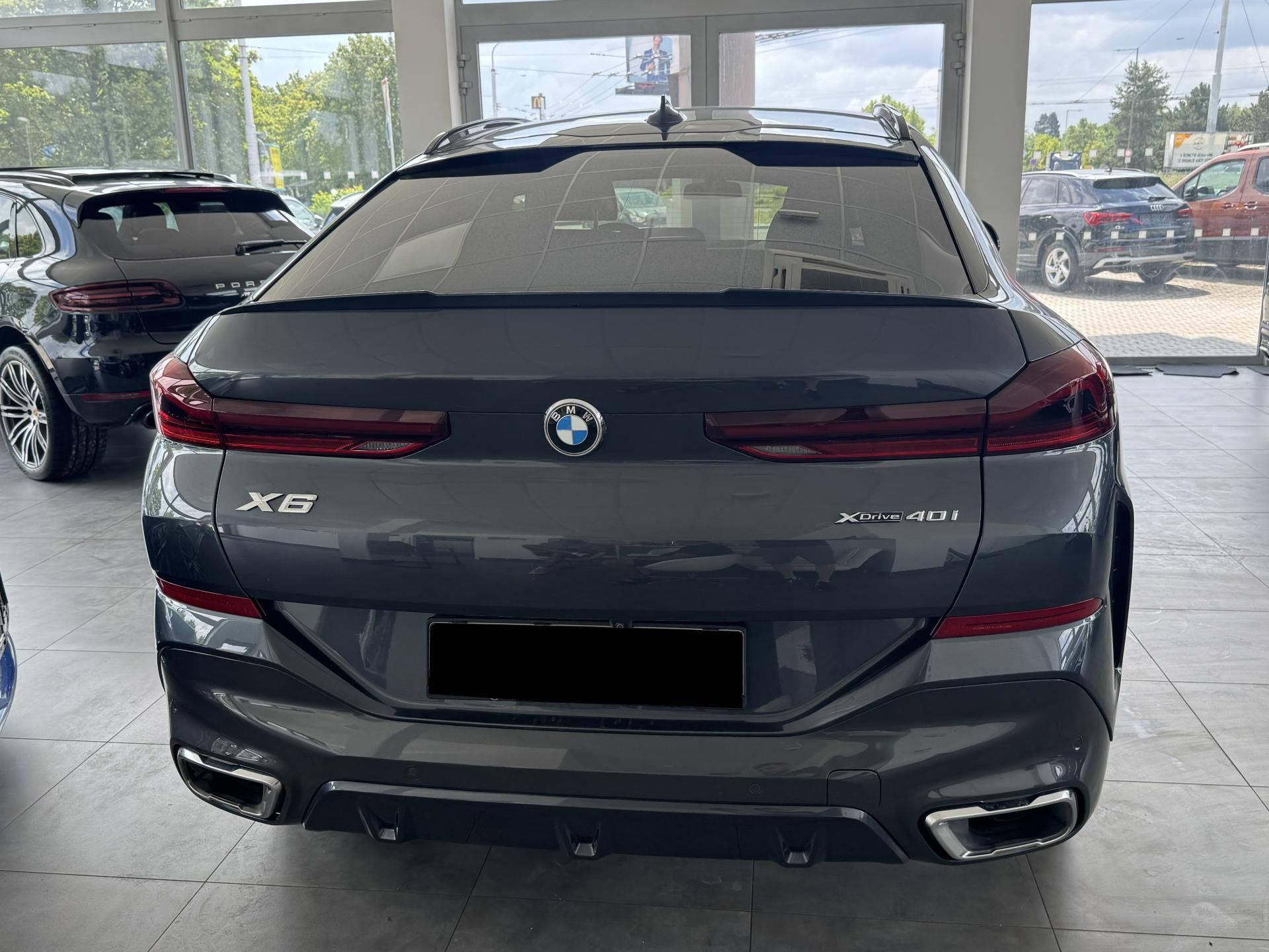 BMW X6, 40i Xdrive M-PAKET - fotka 6
