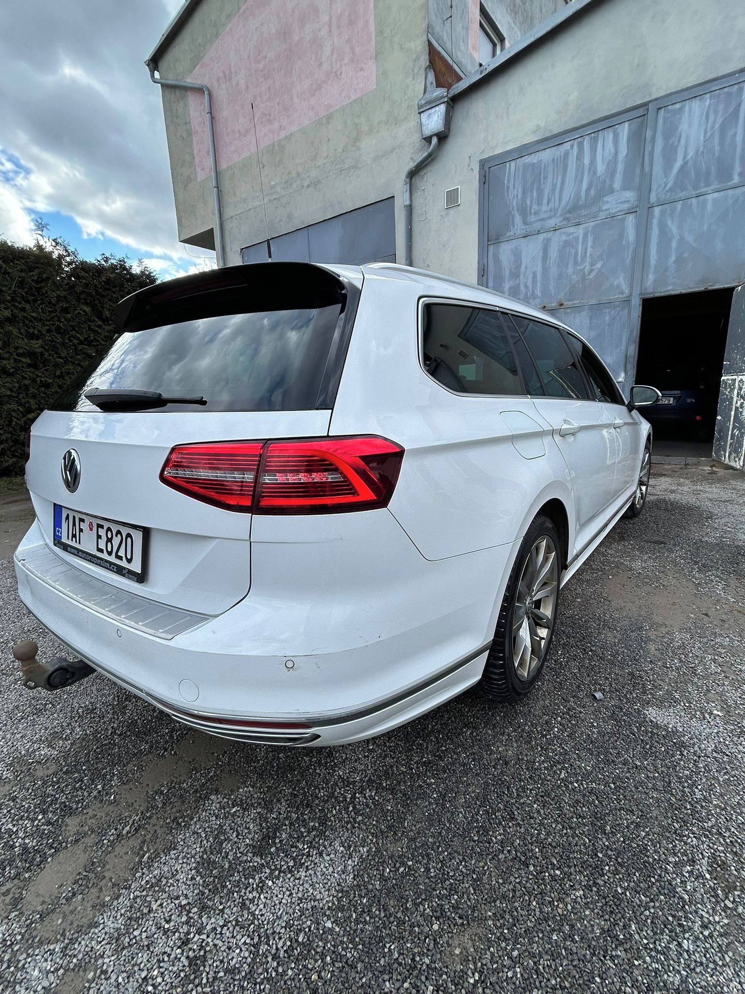 Volkswagen Passat, VW Passat Rline tažné - fotka 2