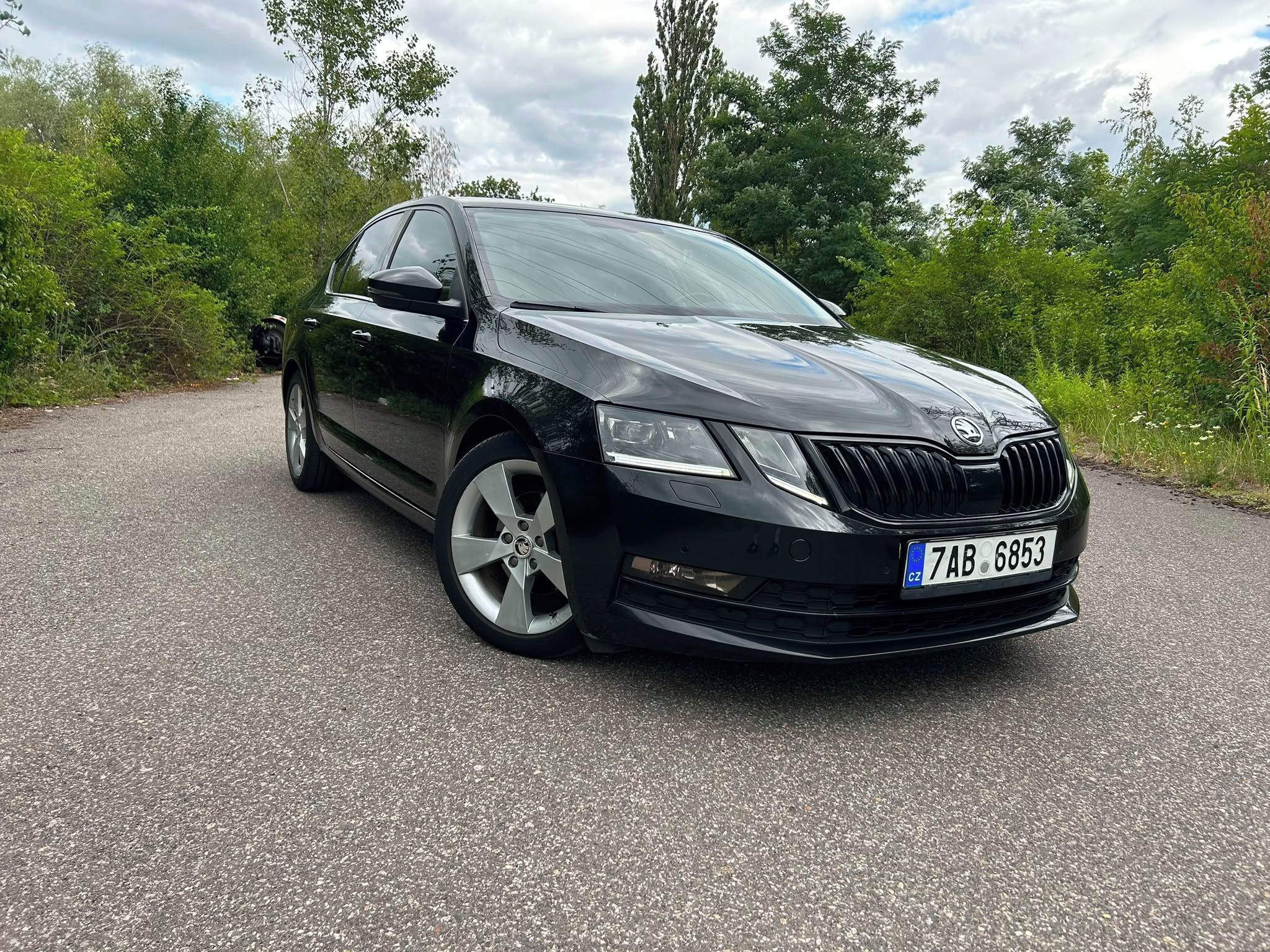 Škoda Octavia, 2.0TDI STYLE PLUS - fotka 2