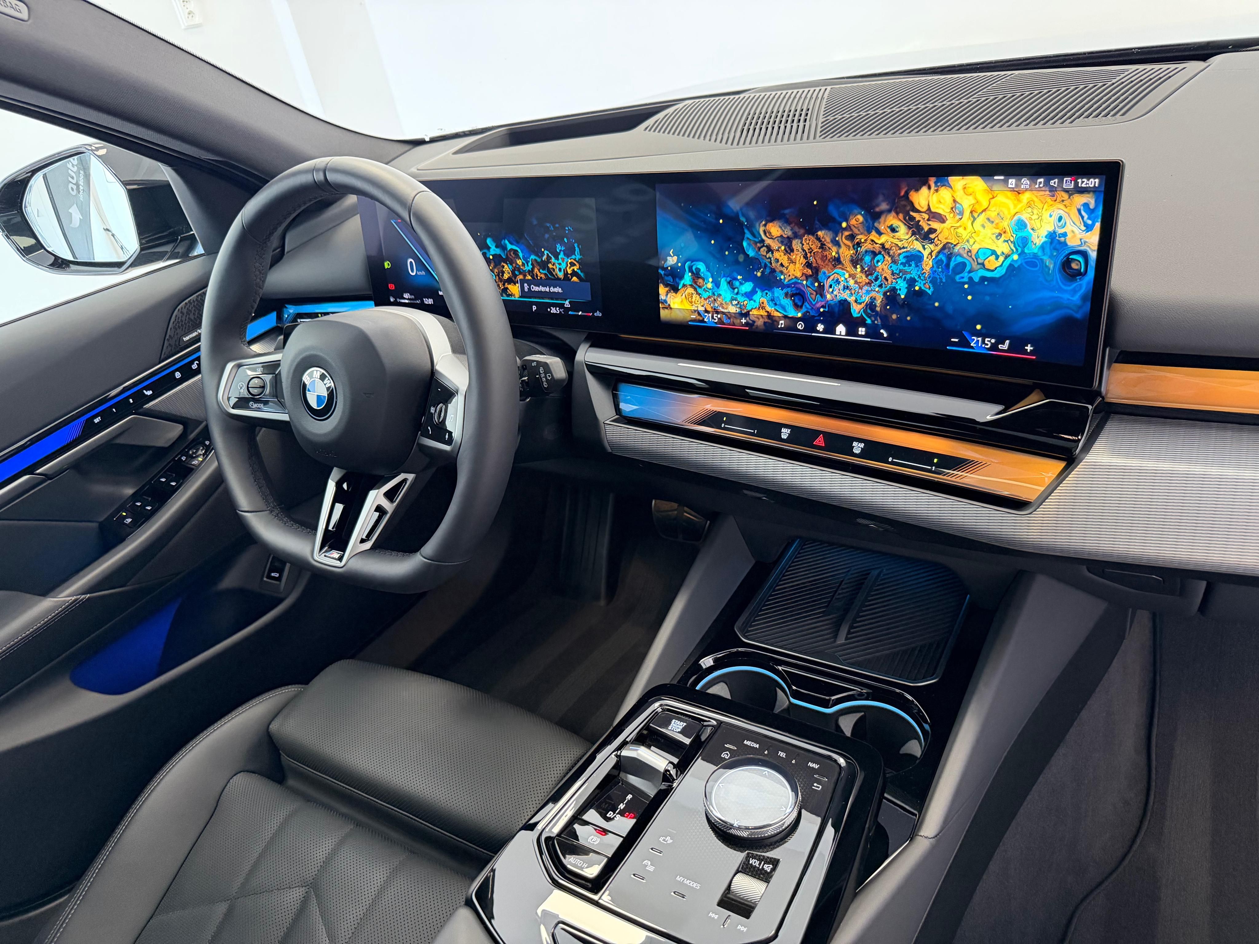 BMW Řada 5, 520D M- ZÁRUKA, SKLADEM, DPH - fotka 6