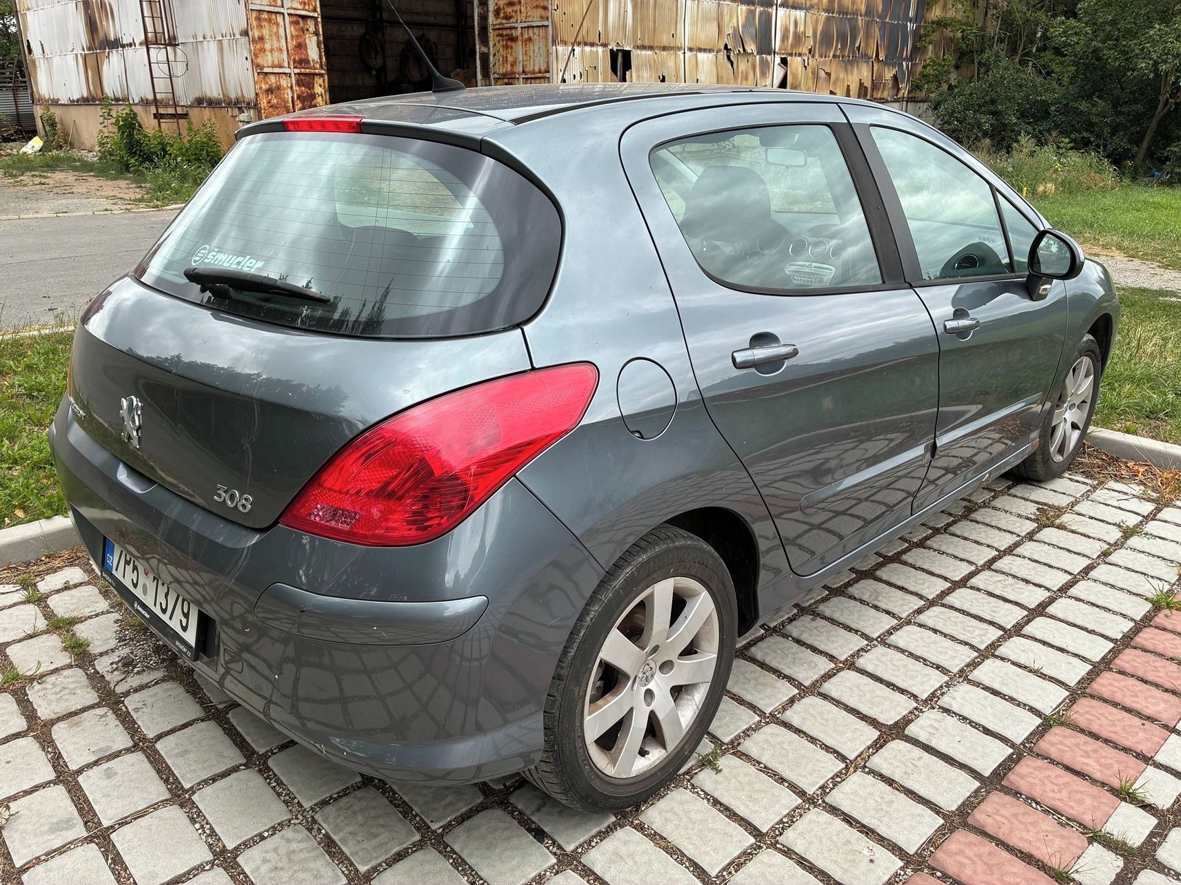 Peugeot 308, 1,6i 88kW bez STK - fotka 4