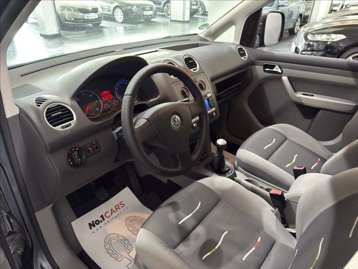 Volkswagen Caddy, 1,9   TDI 77KW FAMILY EDITION - fotka 6