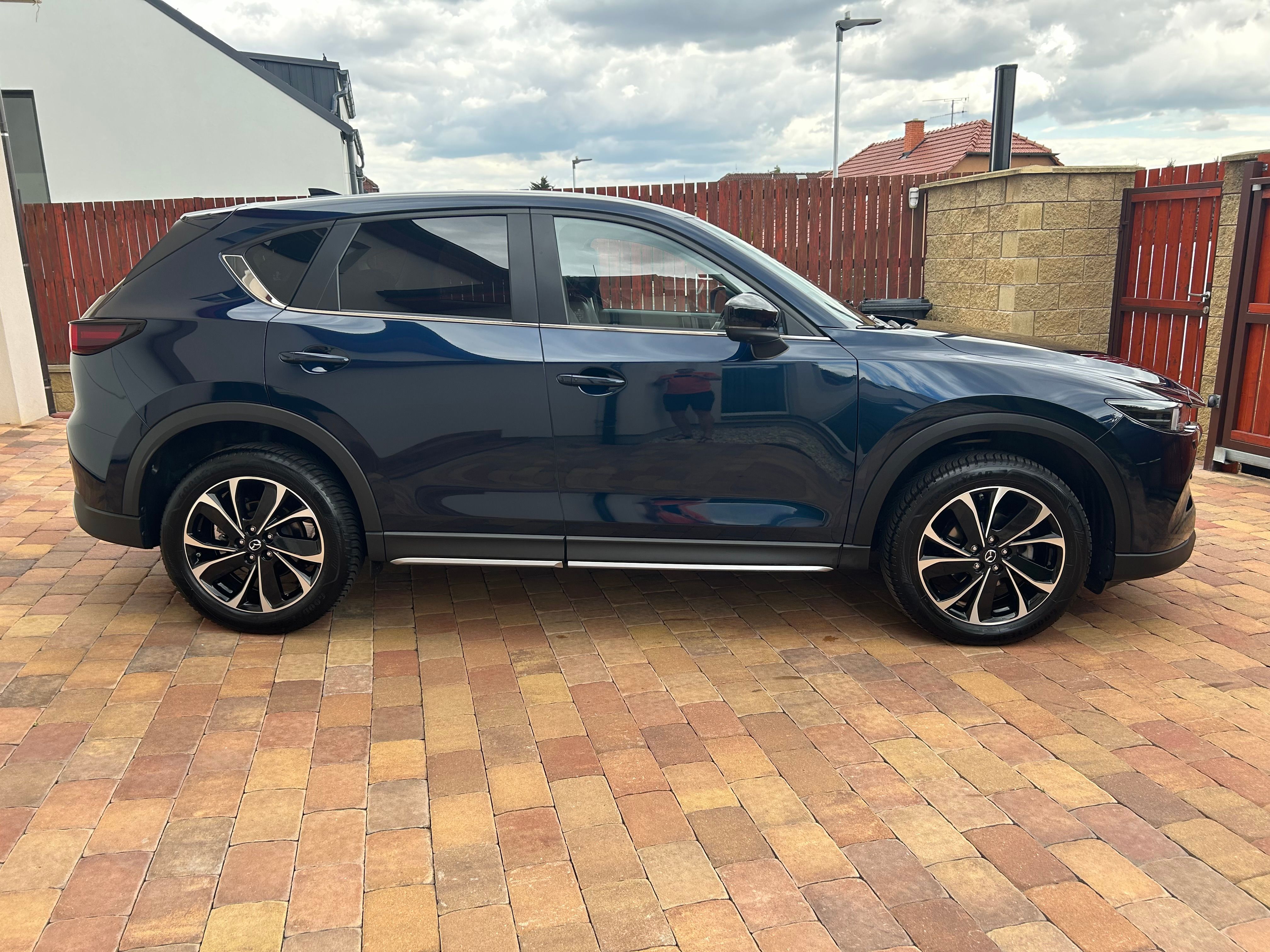 Mazda CX-5, 2.5 e-SKYACTIV-G194 NEWGROUND - fotka 4