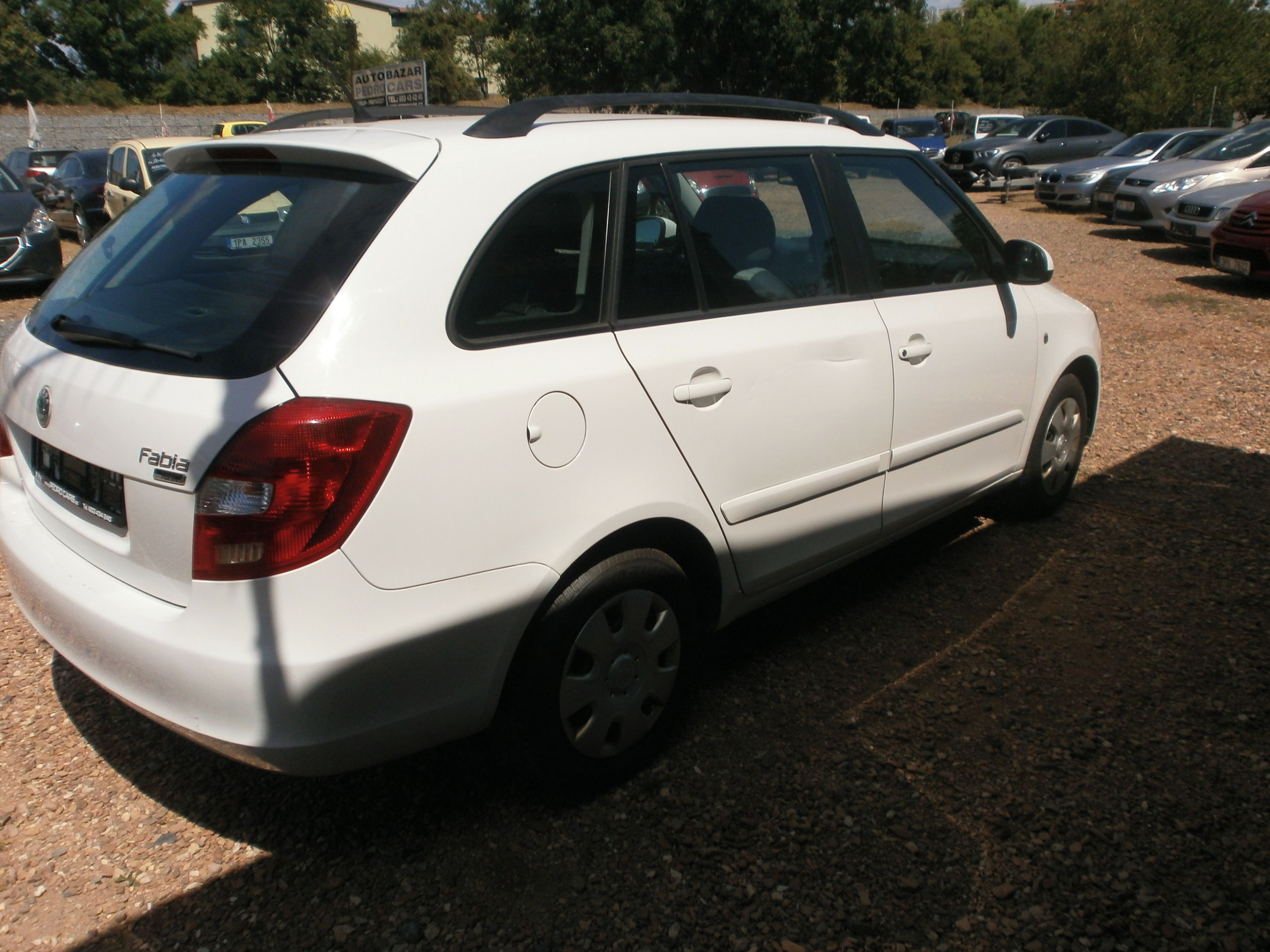 Škoda Fabia, 1.4i16v-63KW,KLIMA,1.MAJITEL! - fotka 5