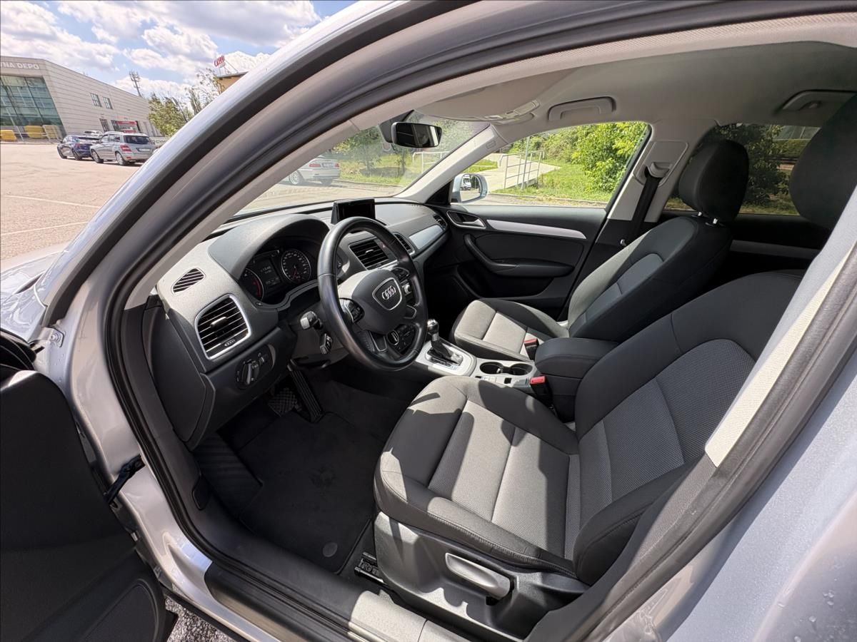 Audi Q3, 2,0 TDi110kW,S-tr,Led,Nav,Výhř - fotka 3