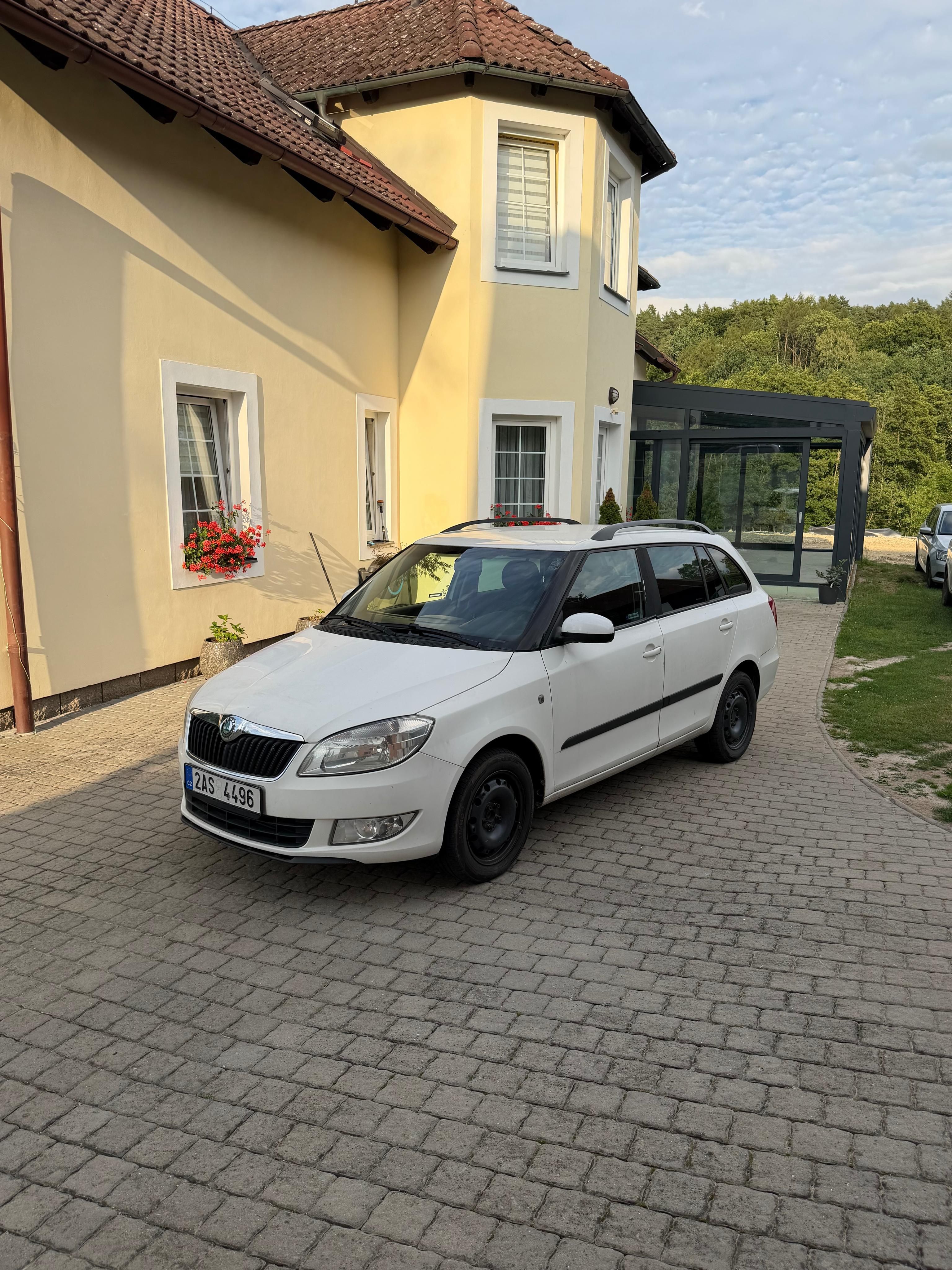 Škoda Fabia, Servisní knížka 2xklice