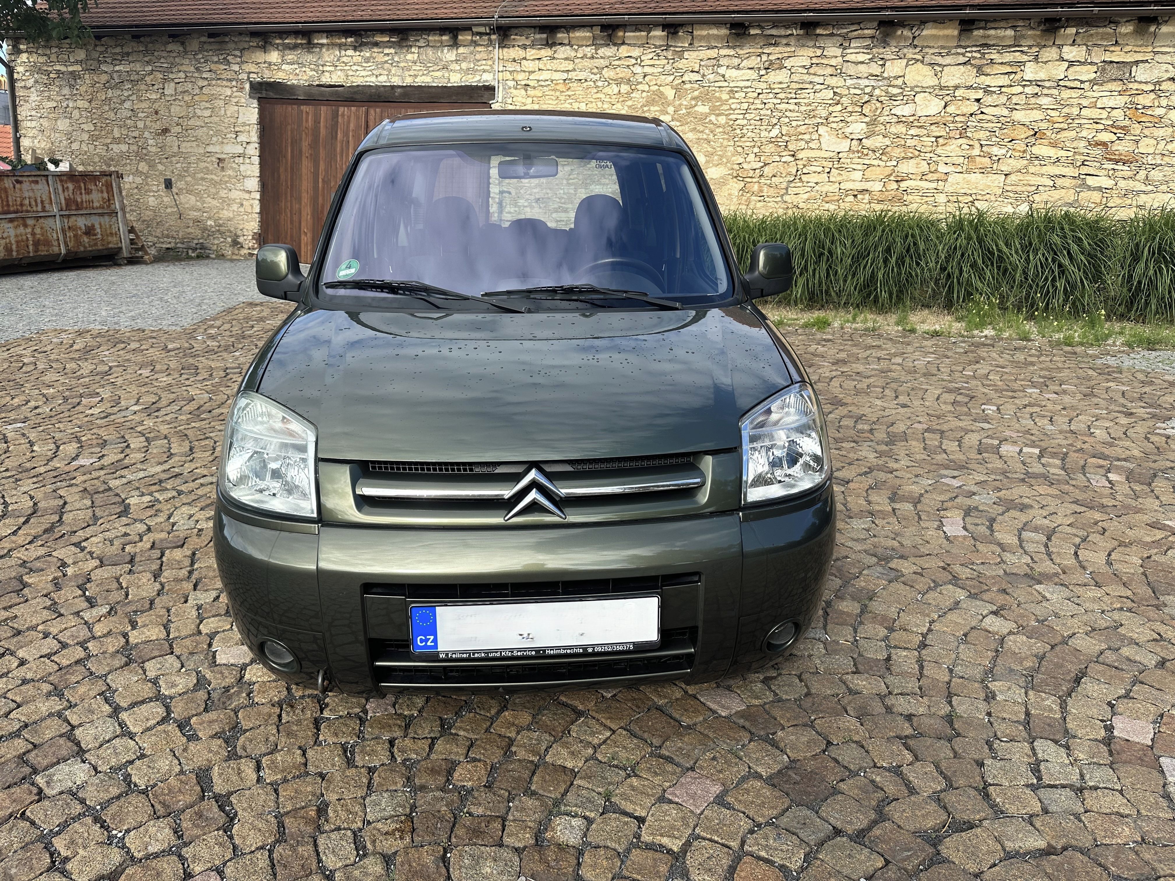 Citroën Berlingo, Citroen Berlingo 1.4i - fotka 2