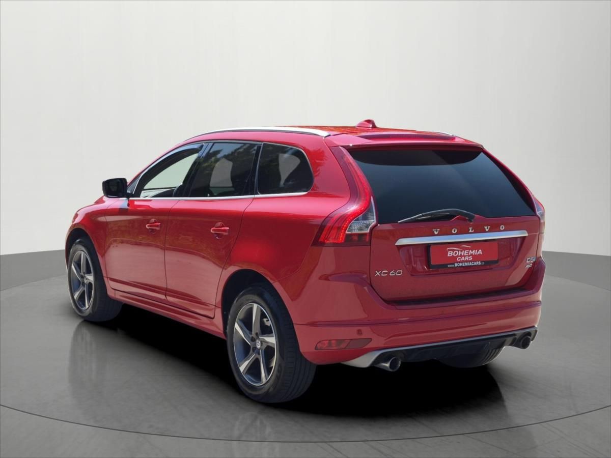 Volvo XC60, 2,4 D5 158KW R-Design Momentum - fotka 5