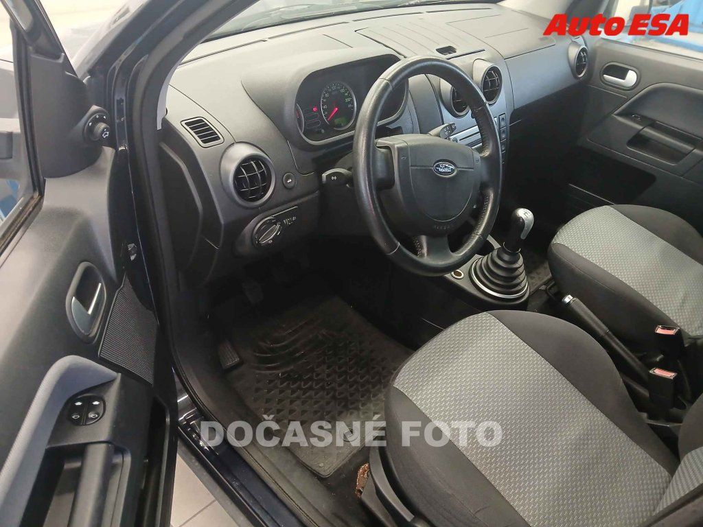 Ford Fusion, 1.6i,ČR,servis.kniha,AC - fotka 3