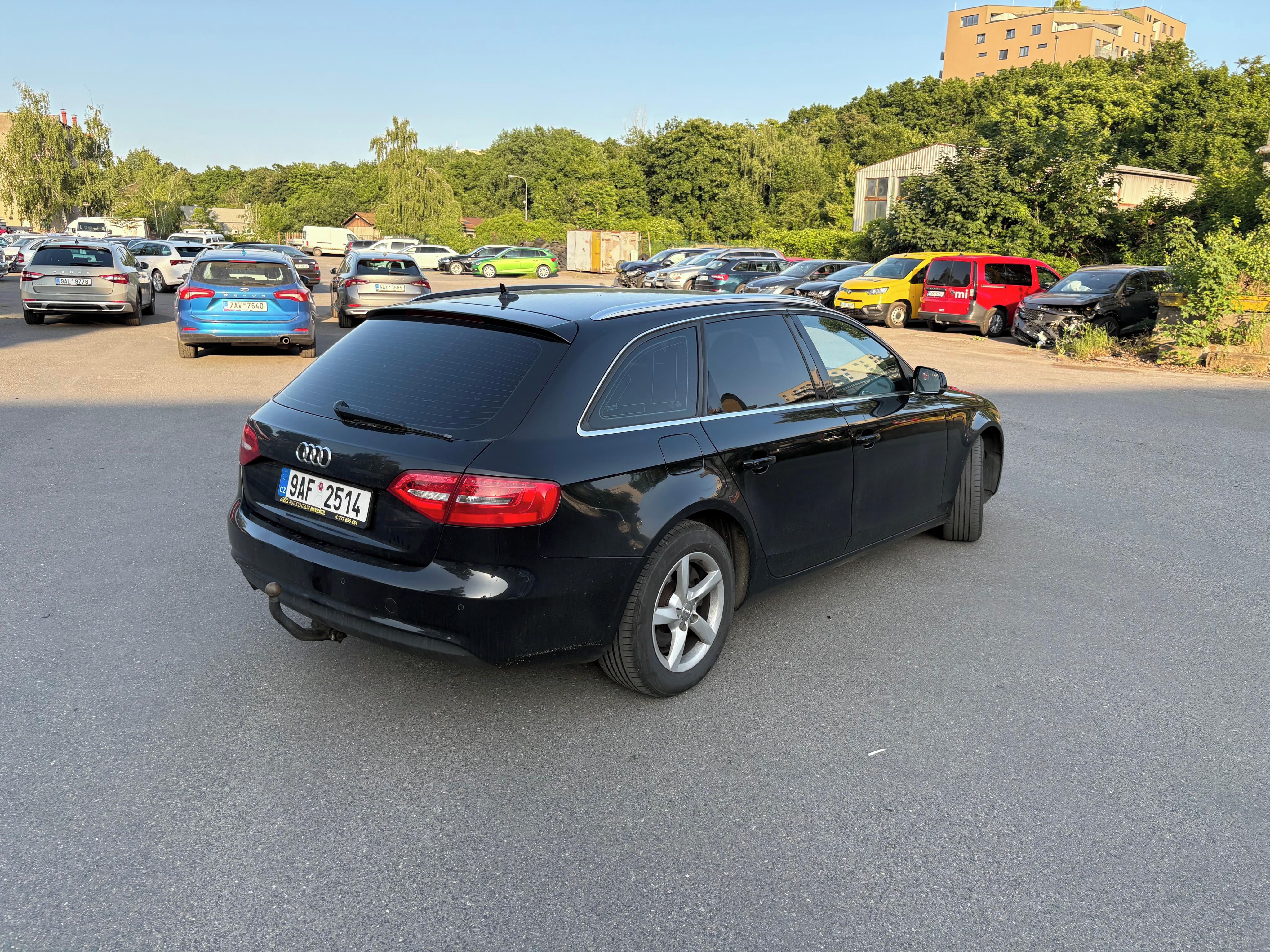 Audi A4 Avant, 2.0 TDI 132kW - fotka 5