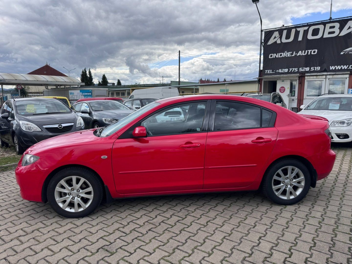 Mazda 3, AUTOMAT 1,6 77 KW KILOMETRY - fotka 3