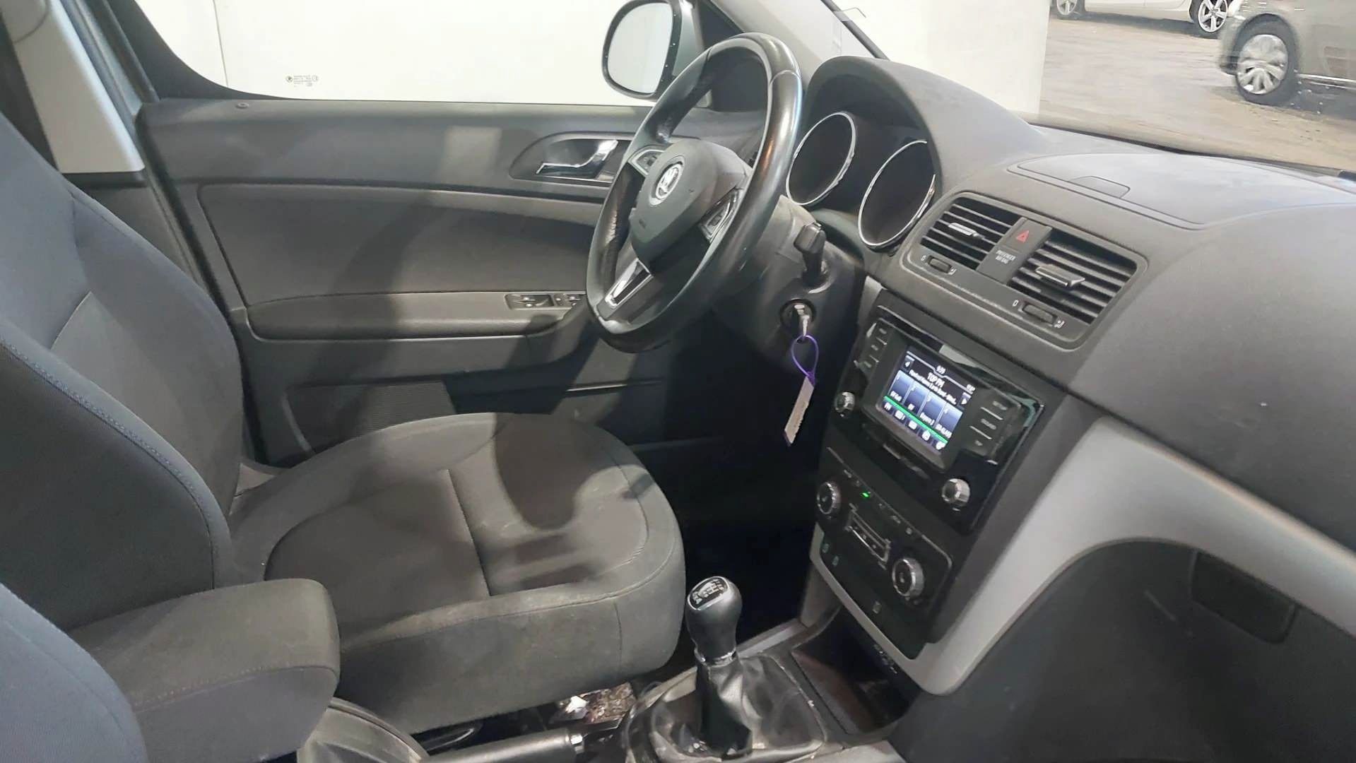 Škoda Yeti, 1.4TSi 110KW 4X4 TAŽNÉ VYHŘ.SE - fotka 2