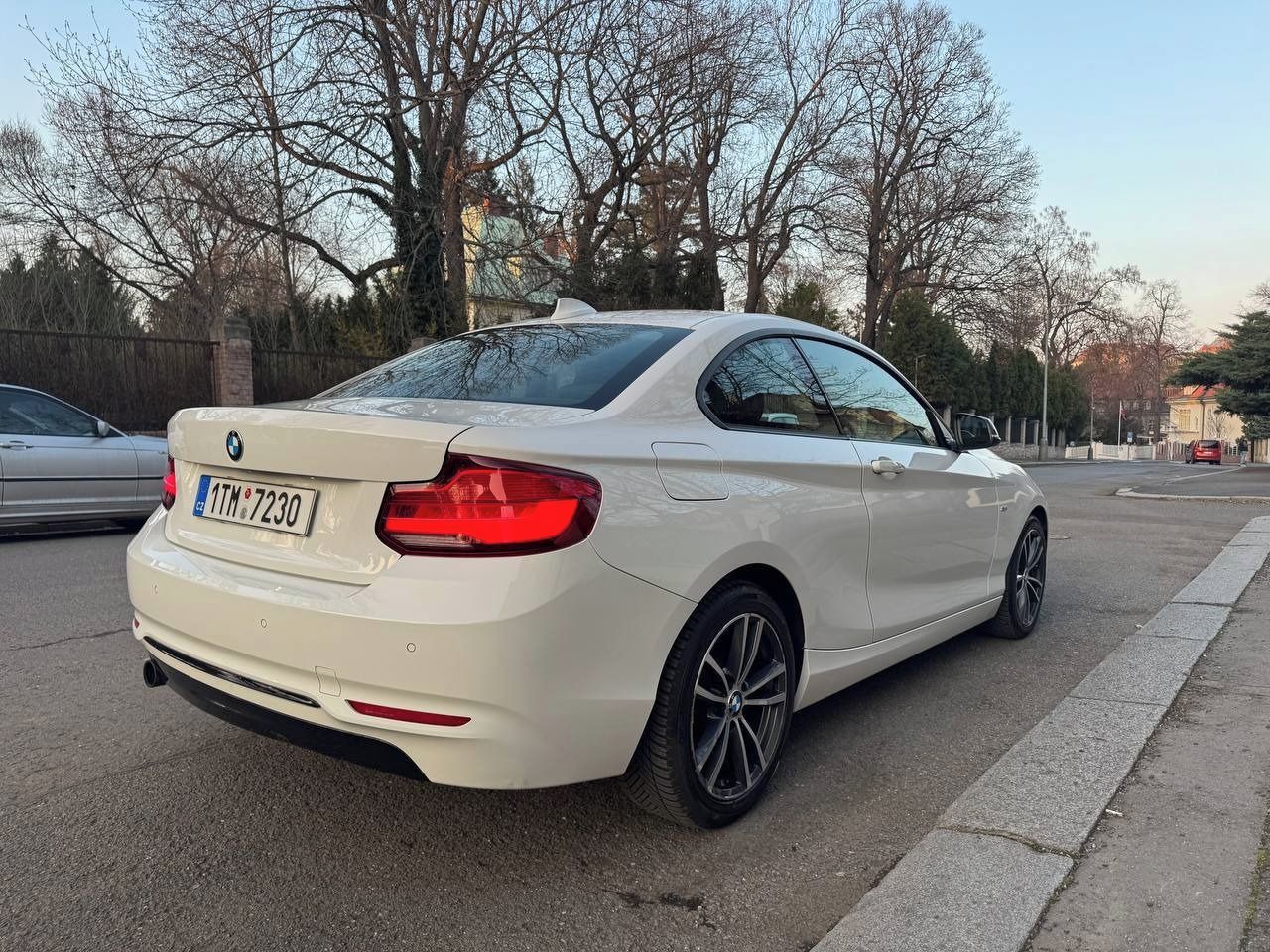 BMW Řada 2, BMW 2 kupe - fotka 5