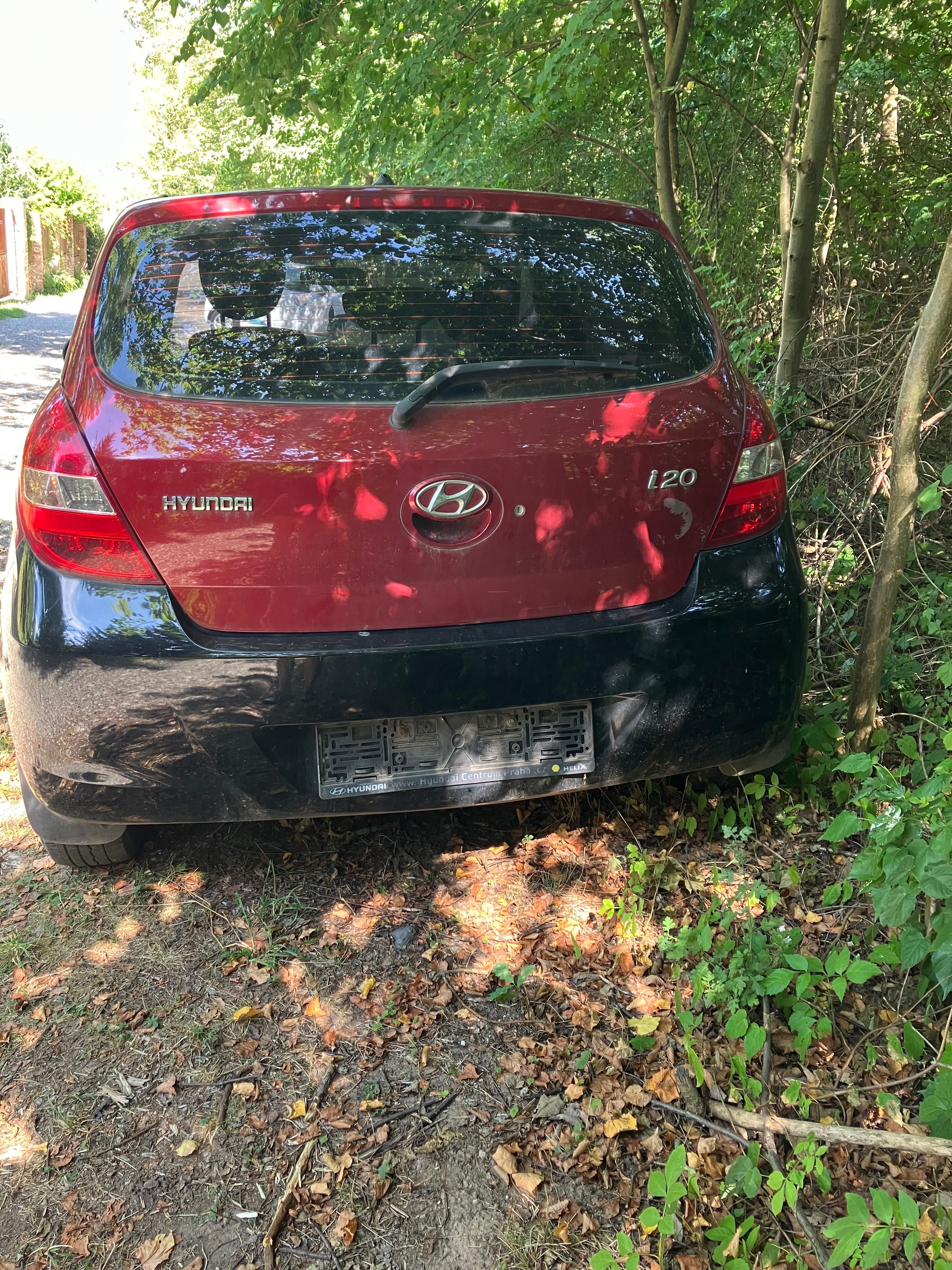Hyundai i20, na díly, platná STK, pojízdné - fotka 3