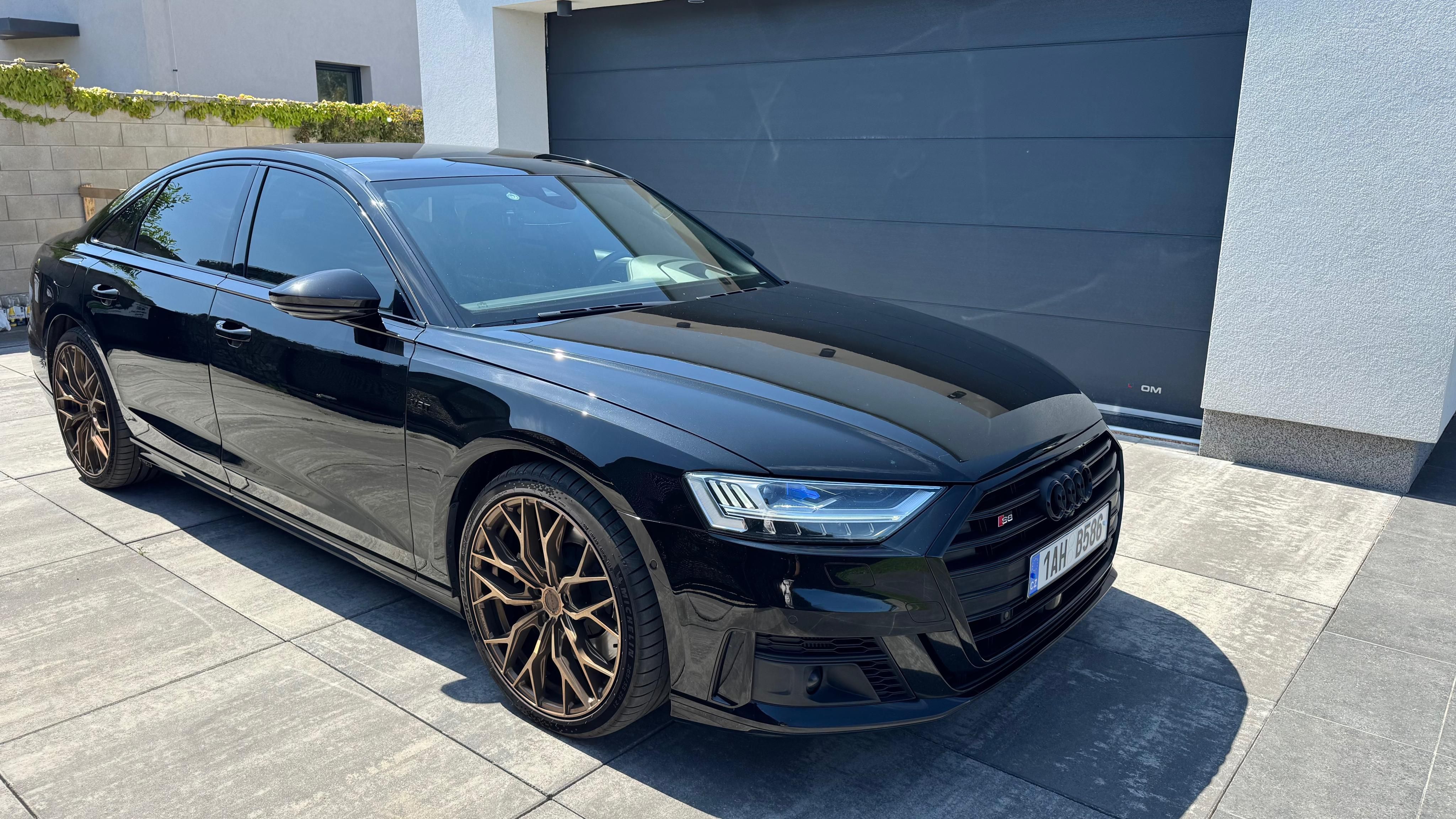 Audi S8, 420 KW! - fotka 5
